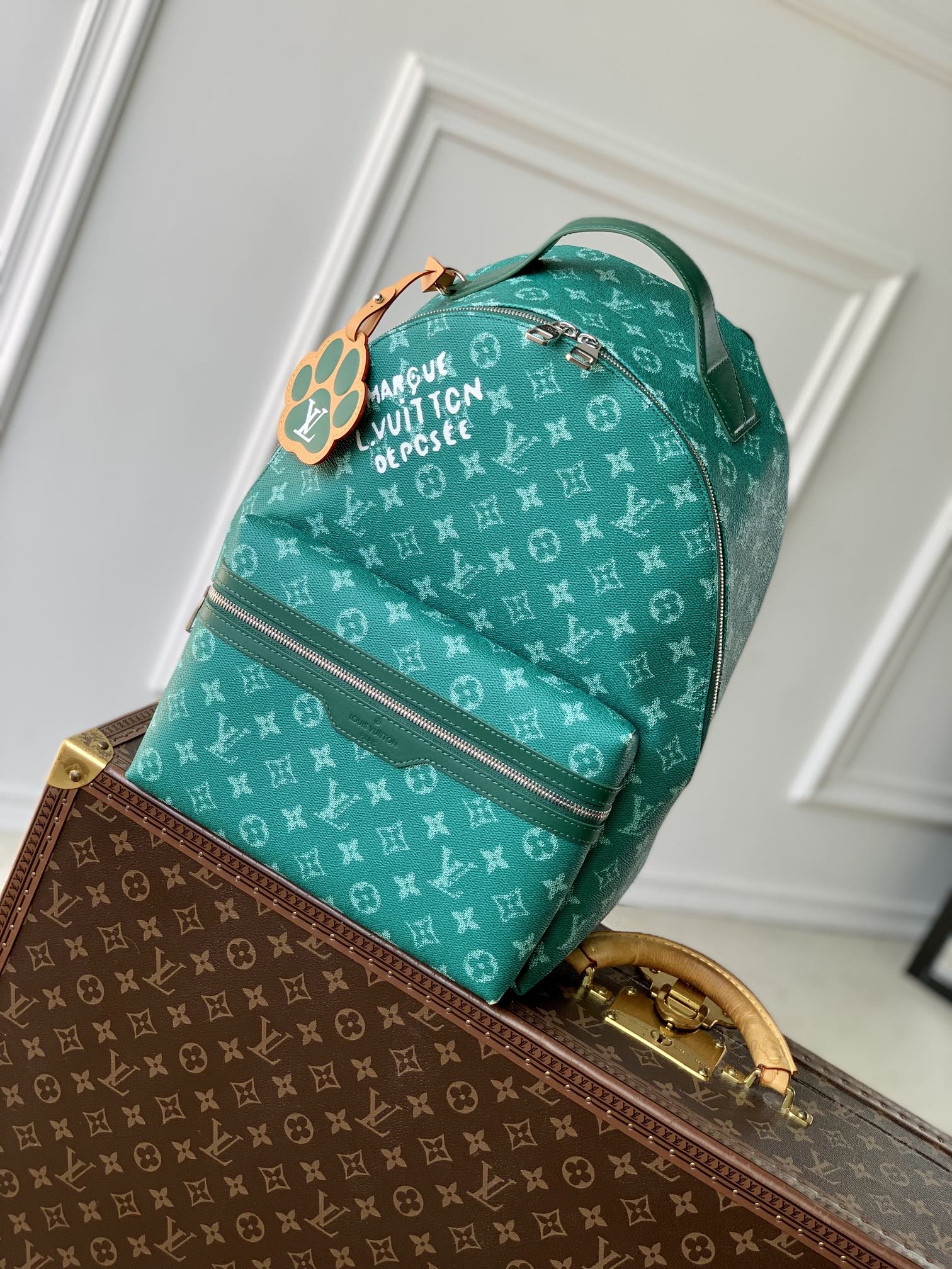 L0vis Vvtt0n Discovery Backpack-M12780-38 x 20 x 29CM