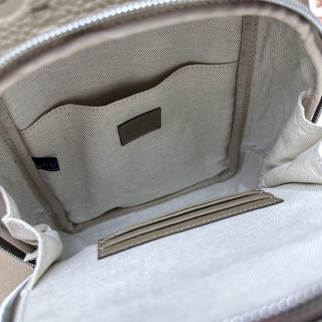 Gvc*1 Backpack-19*29*7CM