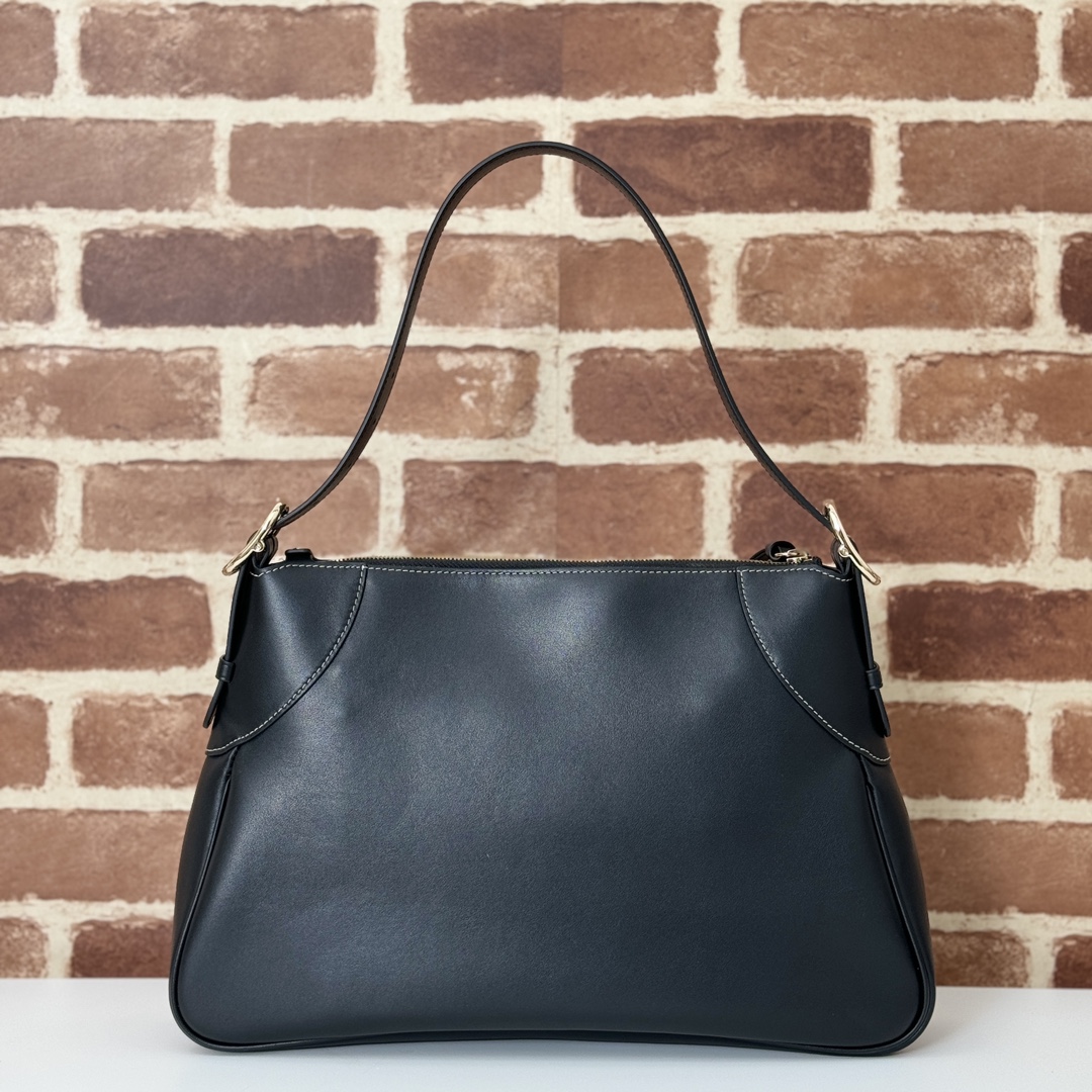 Gvc*1 gg emblem bag-36*23.5*7.5cm