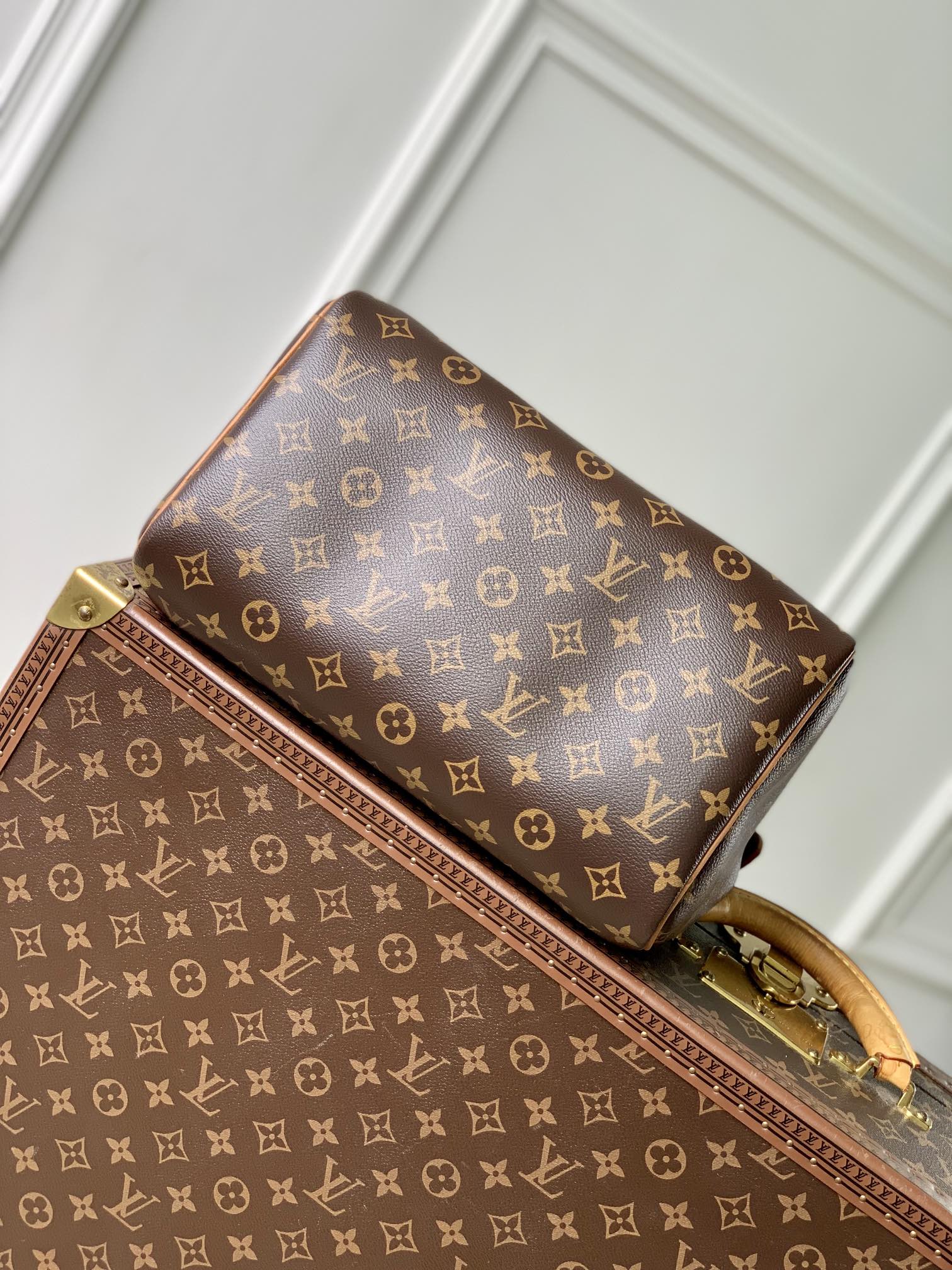 L0vis Vvtt0n Speedy Soft 30 Boho Bag -21 x 17 x 30CM