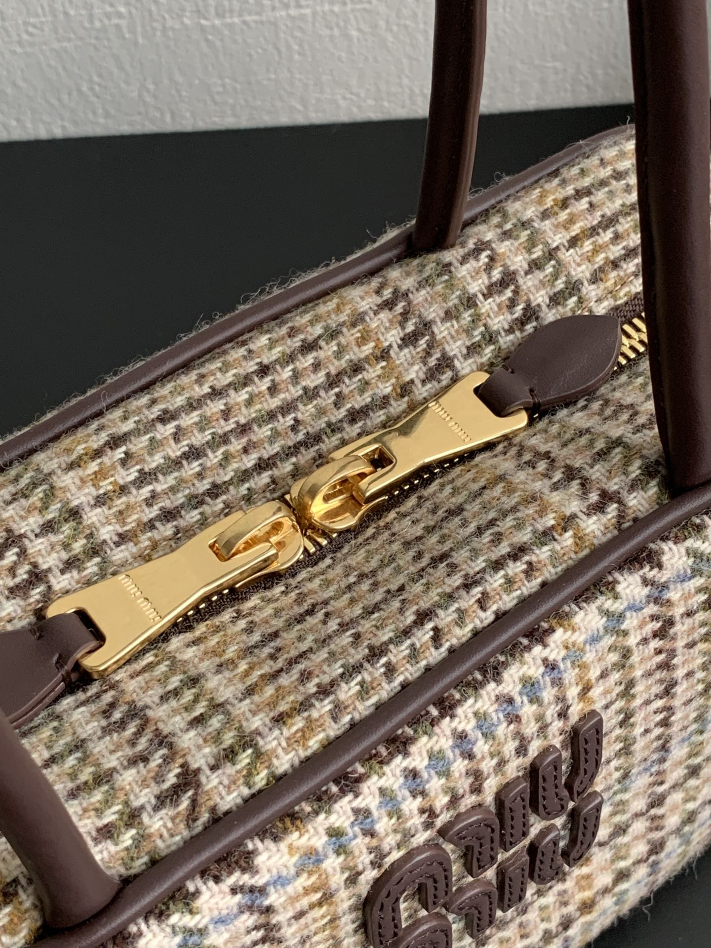 M1um1u Beau Top-Handle Tratan Bag -27×12×9CM
