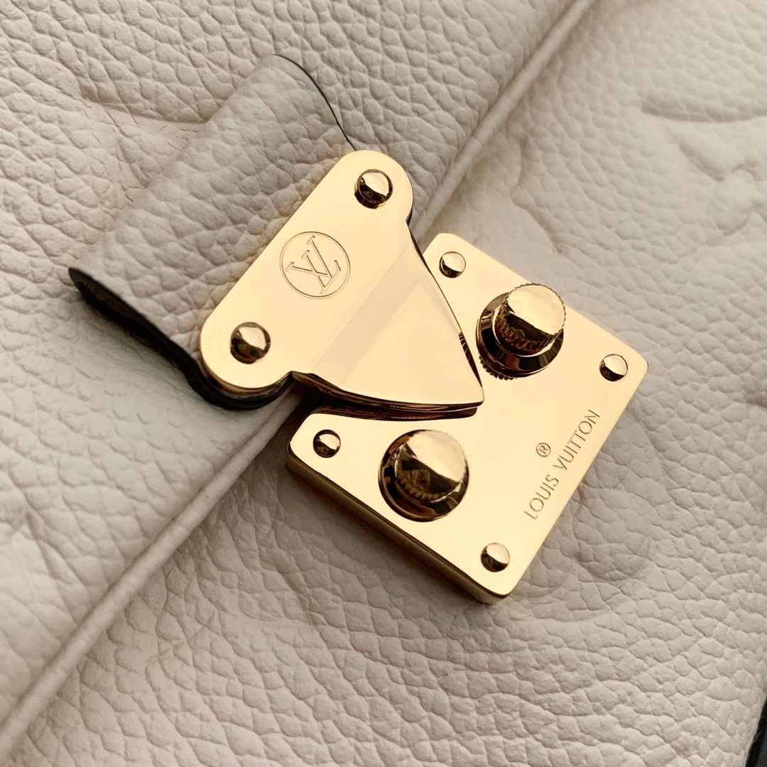 L0vis Vvtt0n Nano Madeleine Handbag-12.5 x 6 x 21CM