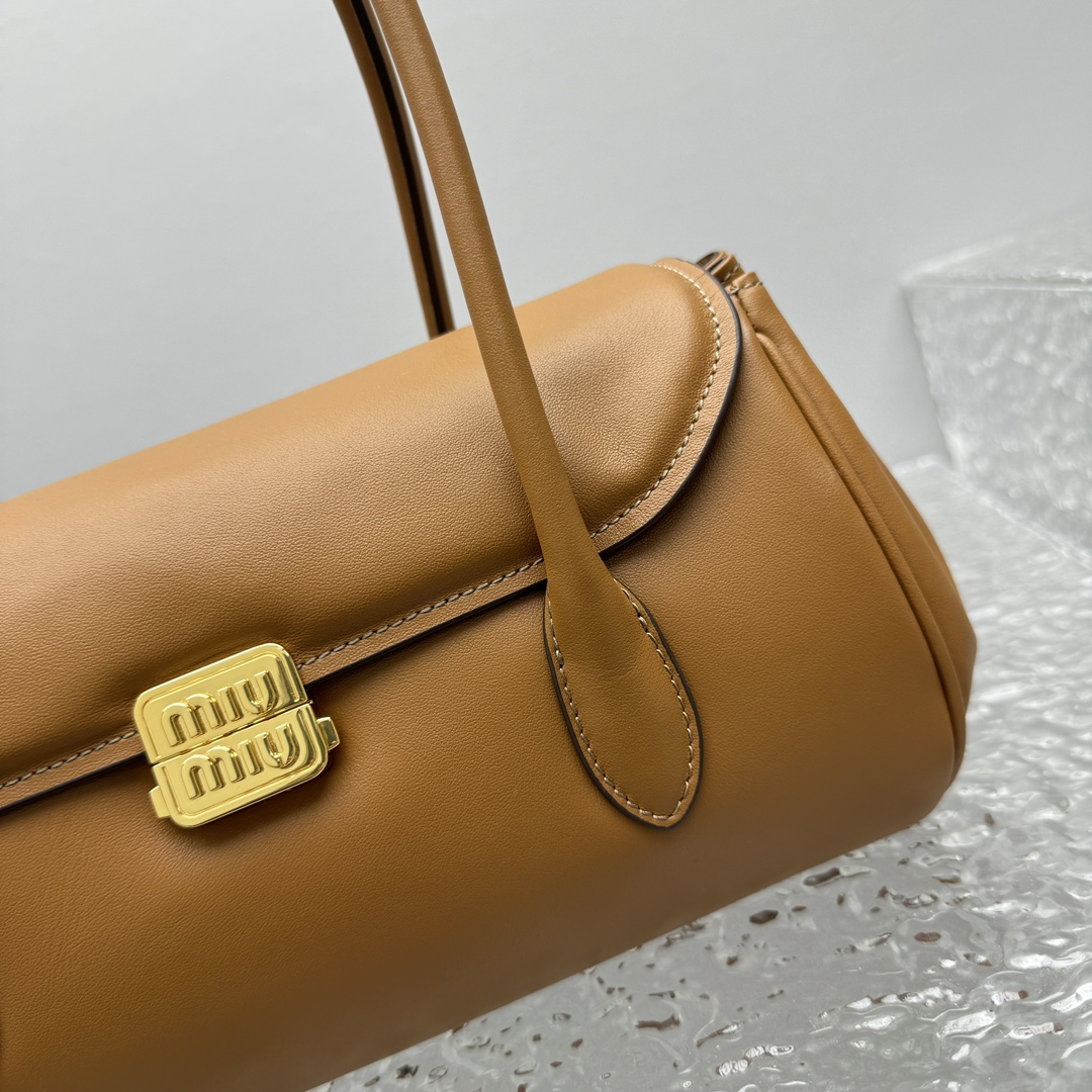 M1um1u Leather Shoulder Bag -28.5*8*17CM