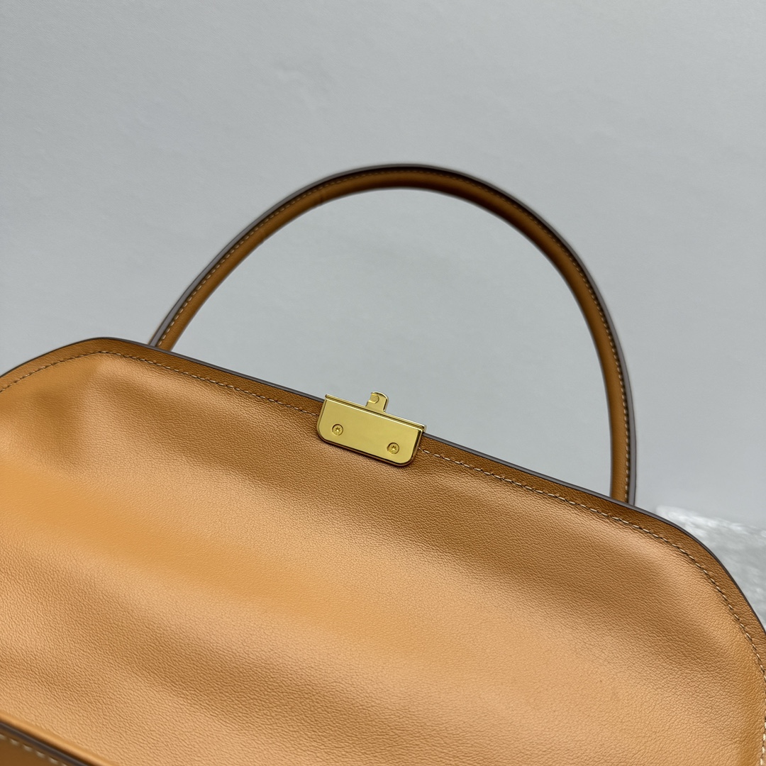 M1um1u Leather Shoulder Bag -28.5*8*17CM