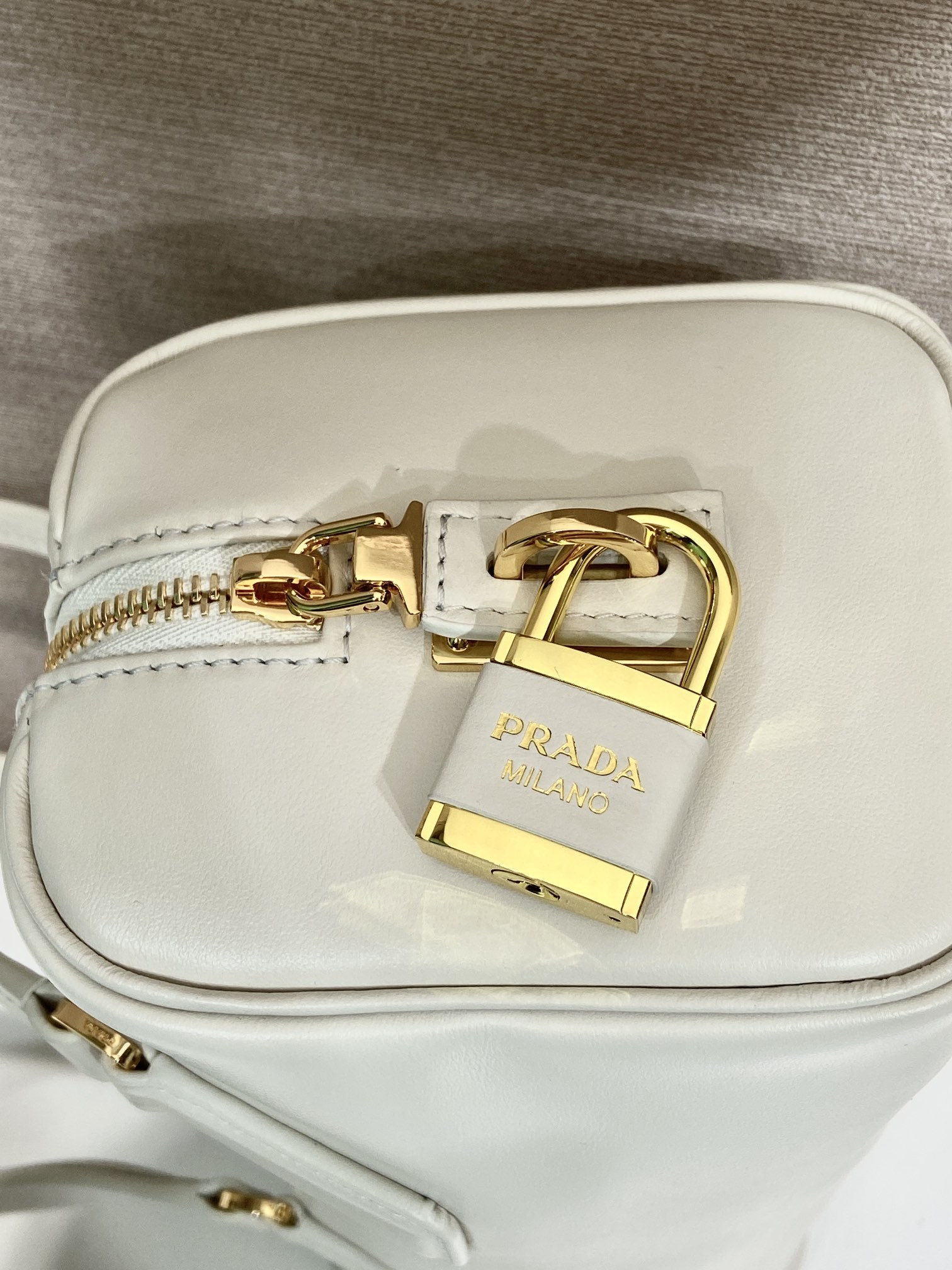 Pra*a Women Leather Handbag -1BB127-29*12.5*10CM
