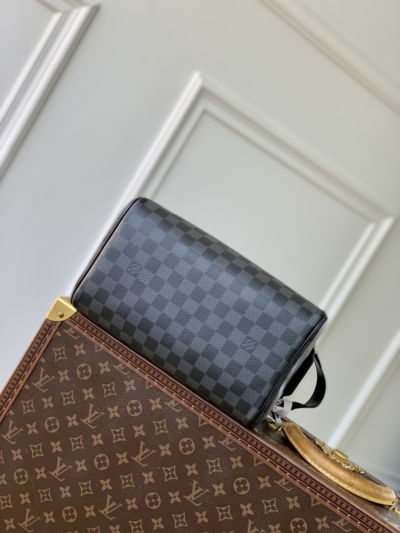 l0vis Vvtt0n toilet pouch -28x16x13cm