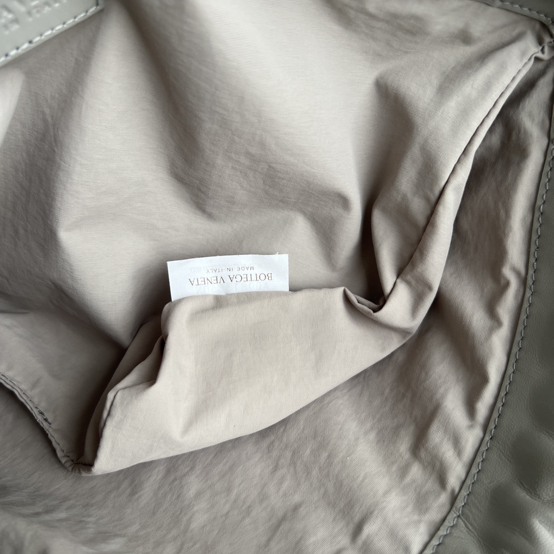 B0tt*ga Ven*ta DustBag-32*23*1CM