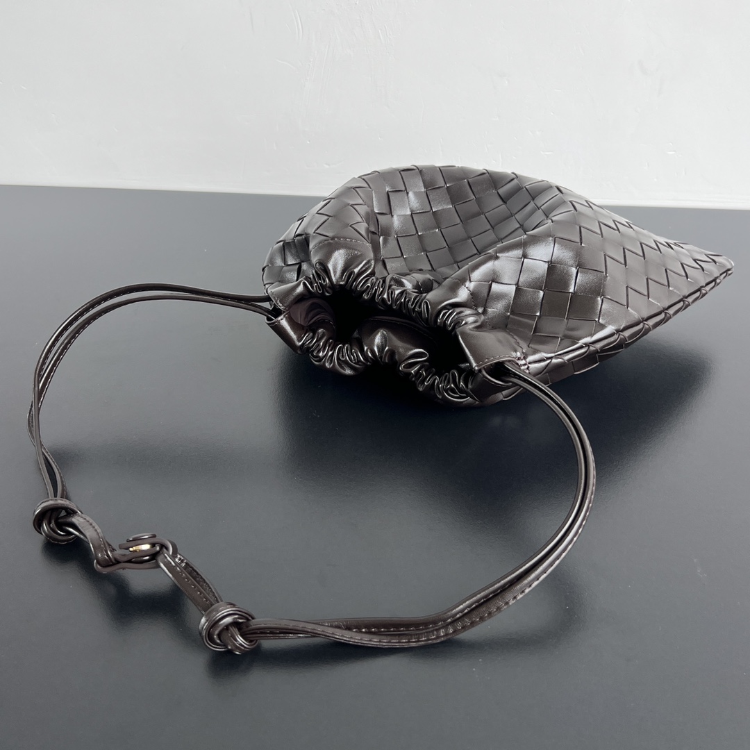 b0tt*ga Ven*ta dustbag-32*23*1cm