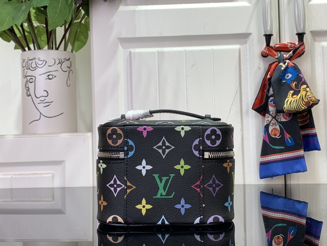 L0vis Vvtt0n Nice Cosmetic Bag