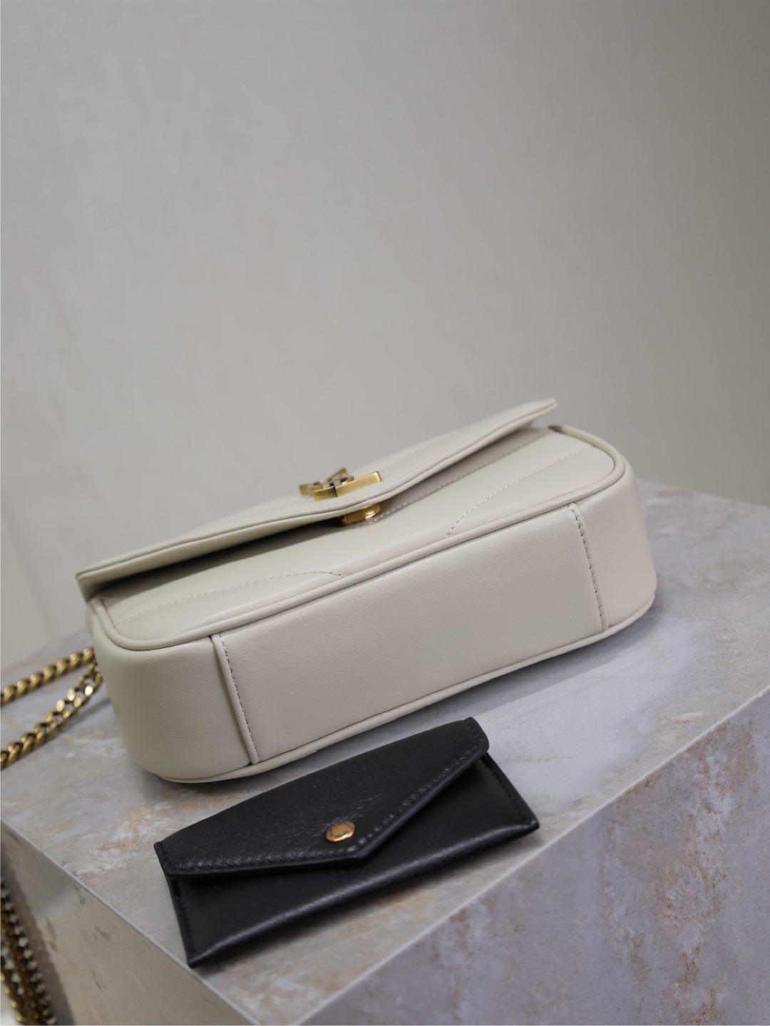Y51 LouLou Bag-20×12×5CM
