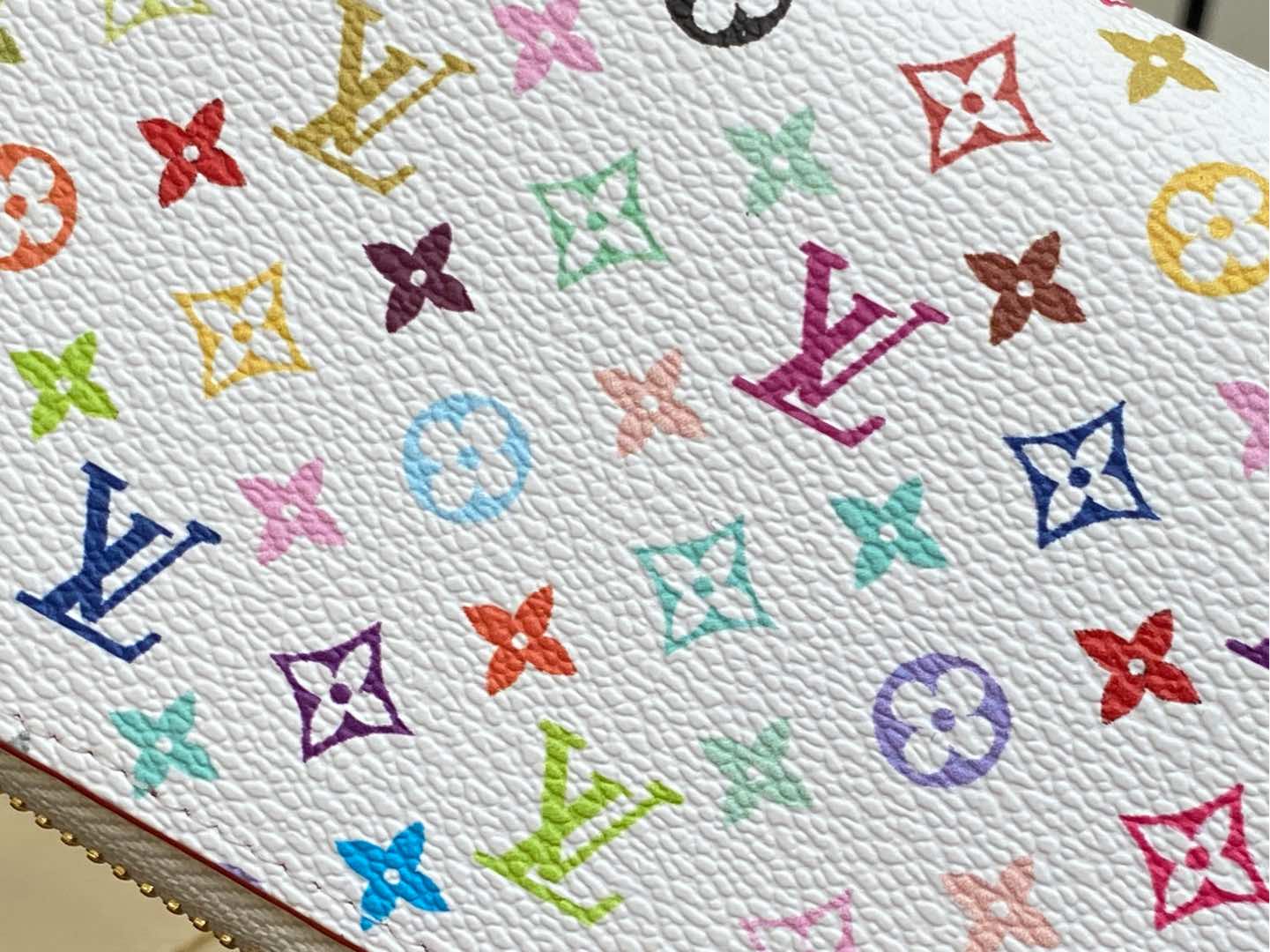 L0vis Vvtt0n Zippy Wallet-20*9*2CM