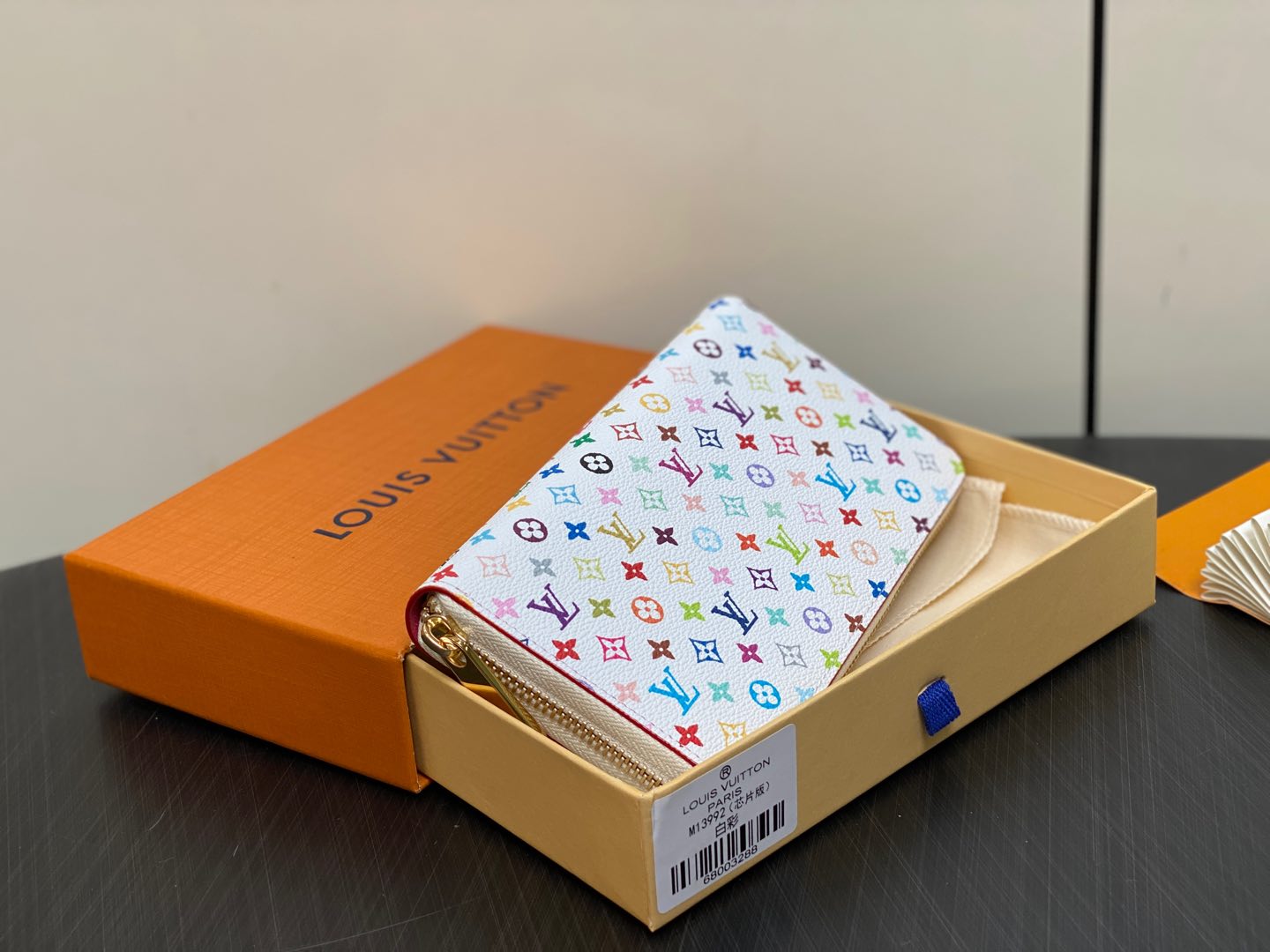 L0vis Vvtt0n Zippy Wallet-19.5× 10.5x 2.5CM