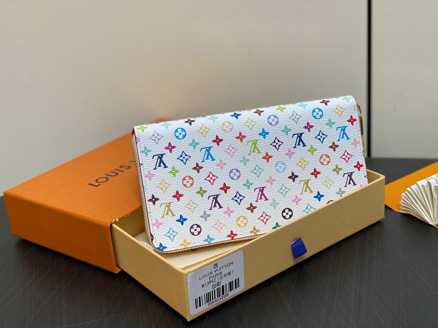 L0vis Vvtt0n Zippy Wallet-19.5× 10.5x 2.5CM