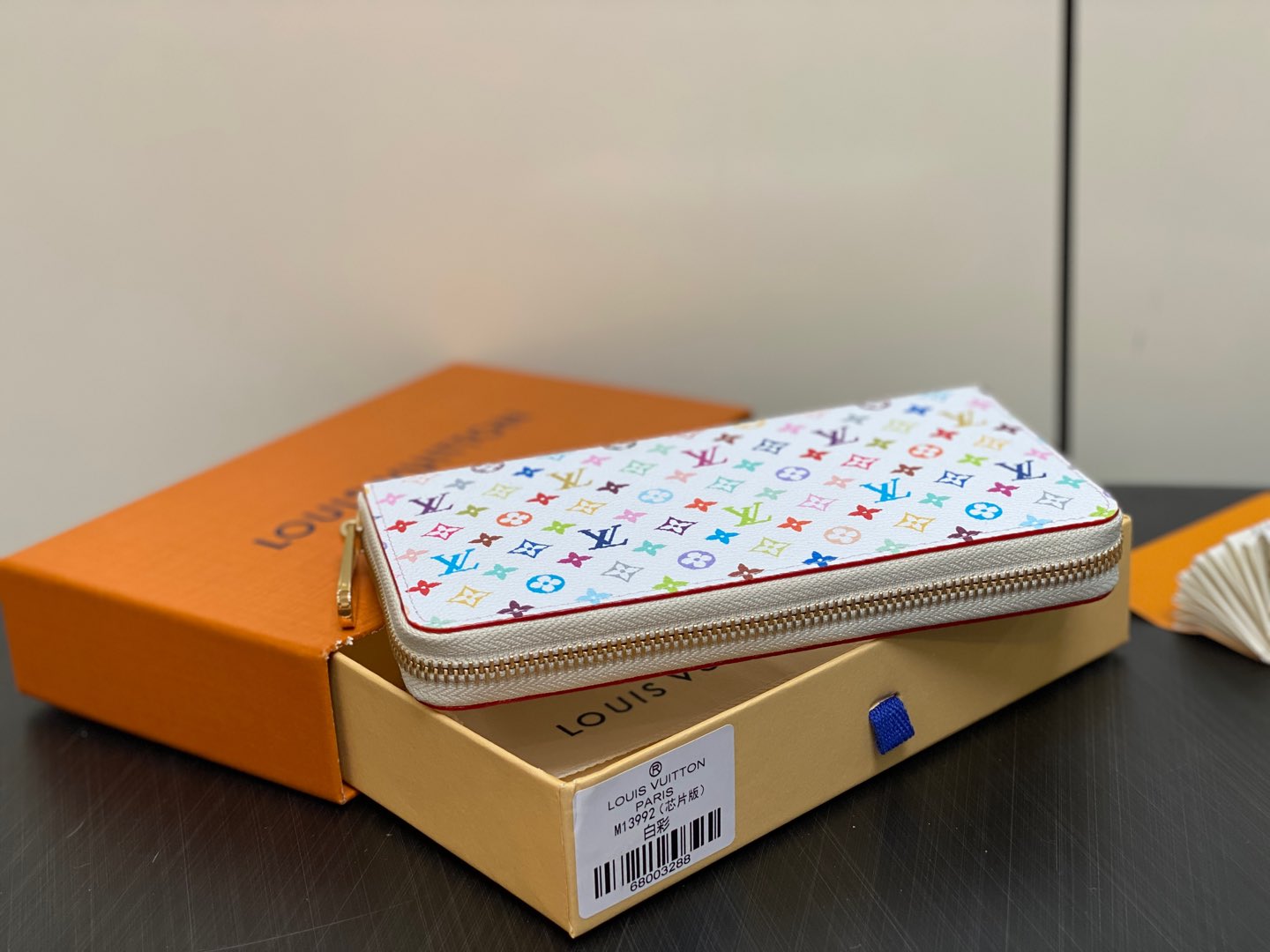 L0vis Vvtt0n Zippy Wallet-19.5× 10.5x 2.5CM