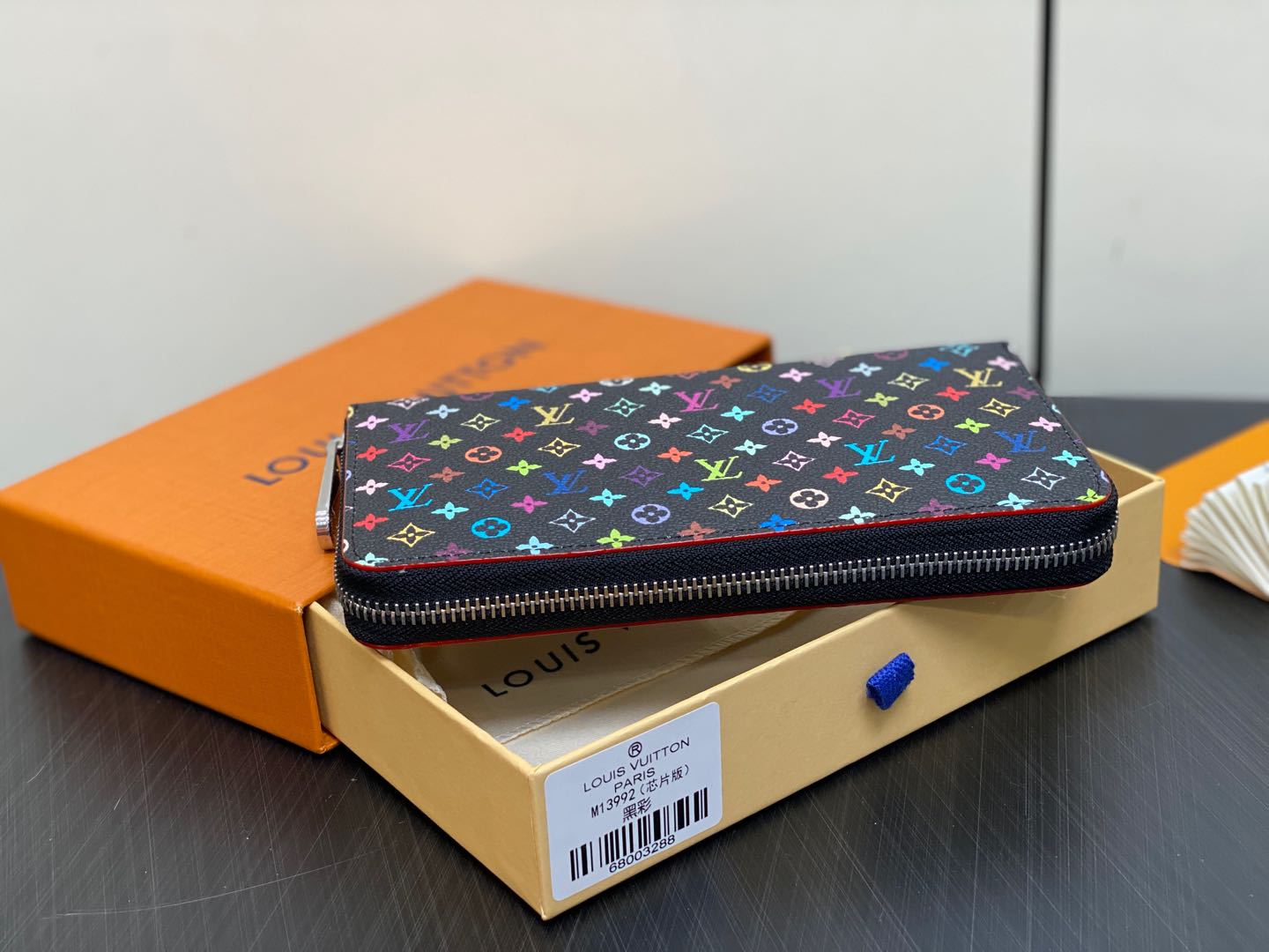 L0vis Vvtt0n Zippy Wallet-19.5× 10.5x 2.5CM