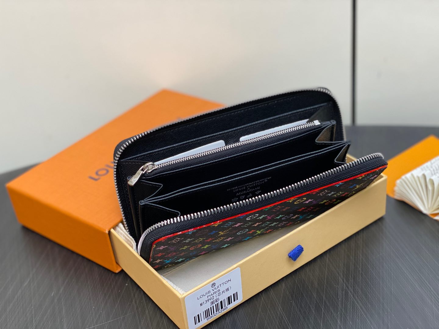 L0vis Vvtt0n Zippy Wallet-19.5× 10.5x 2.5CM