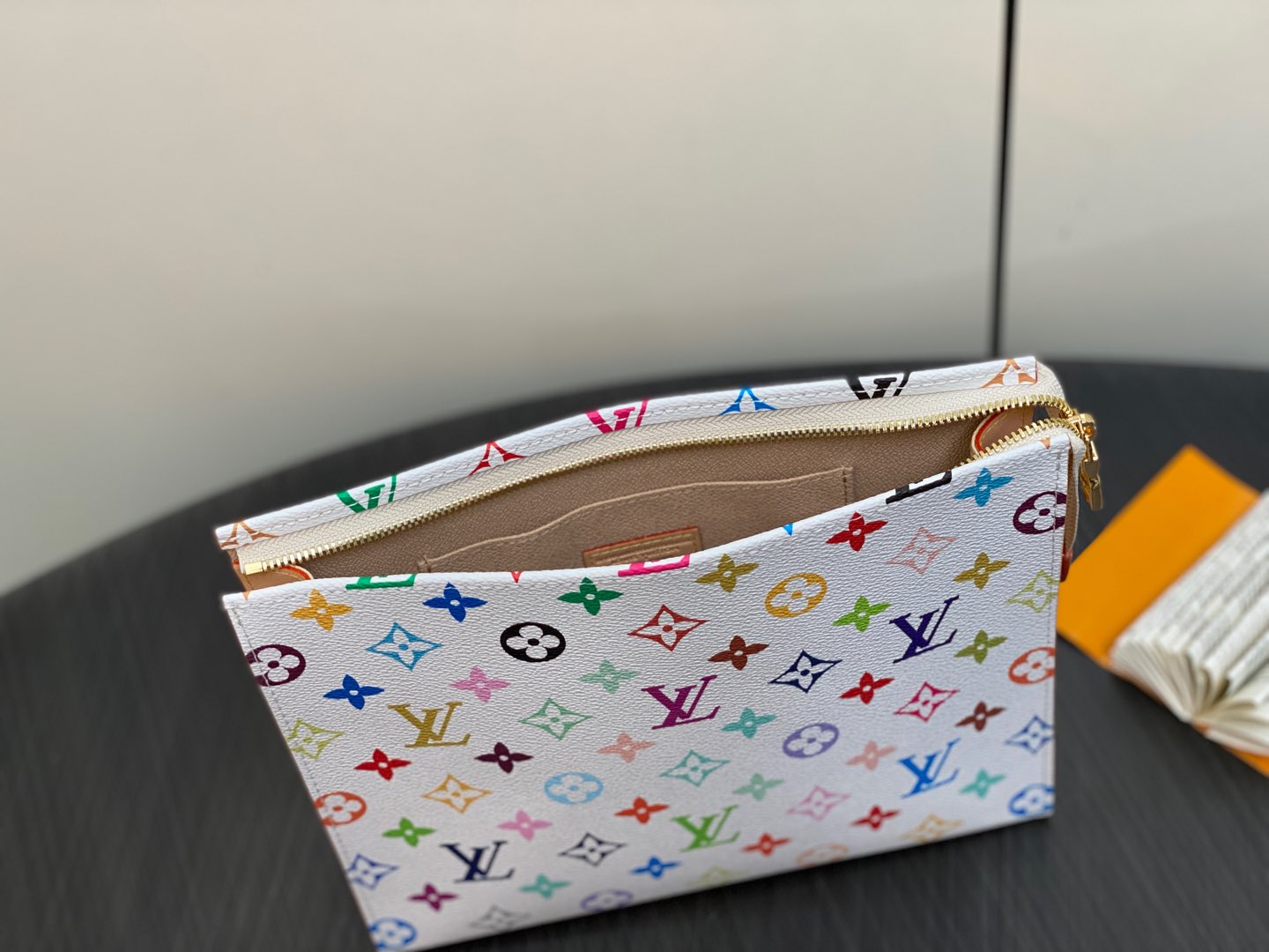 L0vis Vvtt0n Pochette Voyage-M13746-27 x 21 x 6CM
