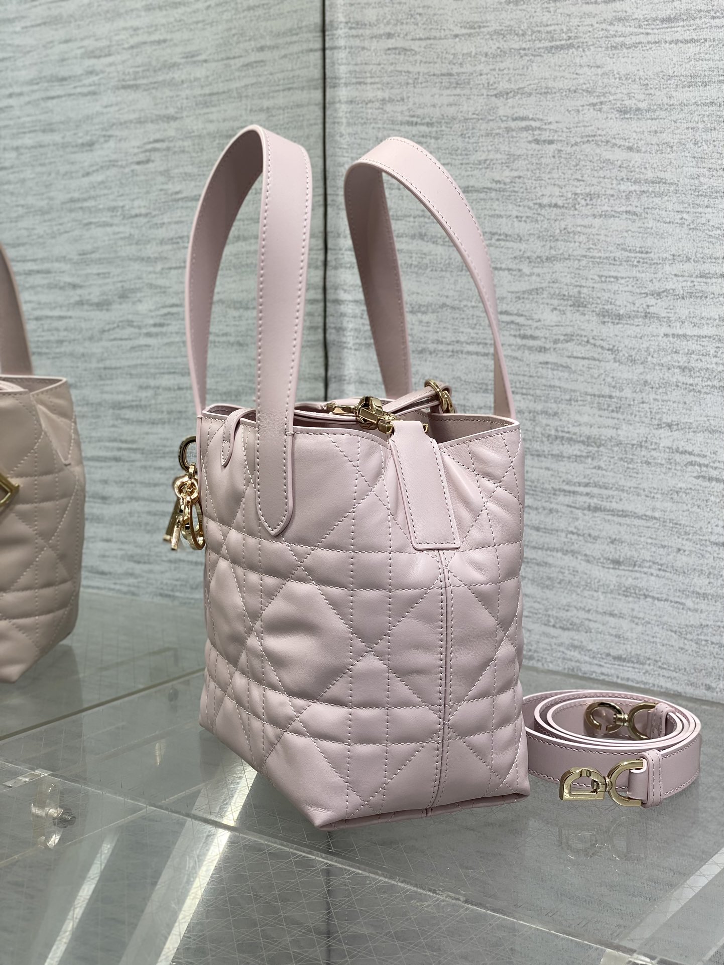 Diro Toujours Tote Bags-16*12*18CM
