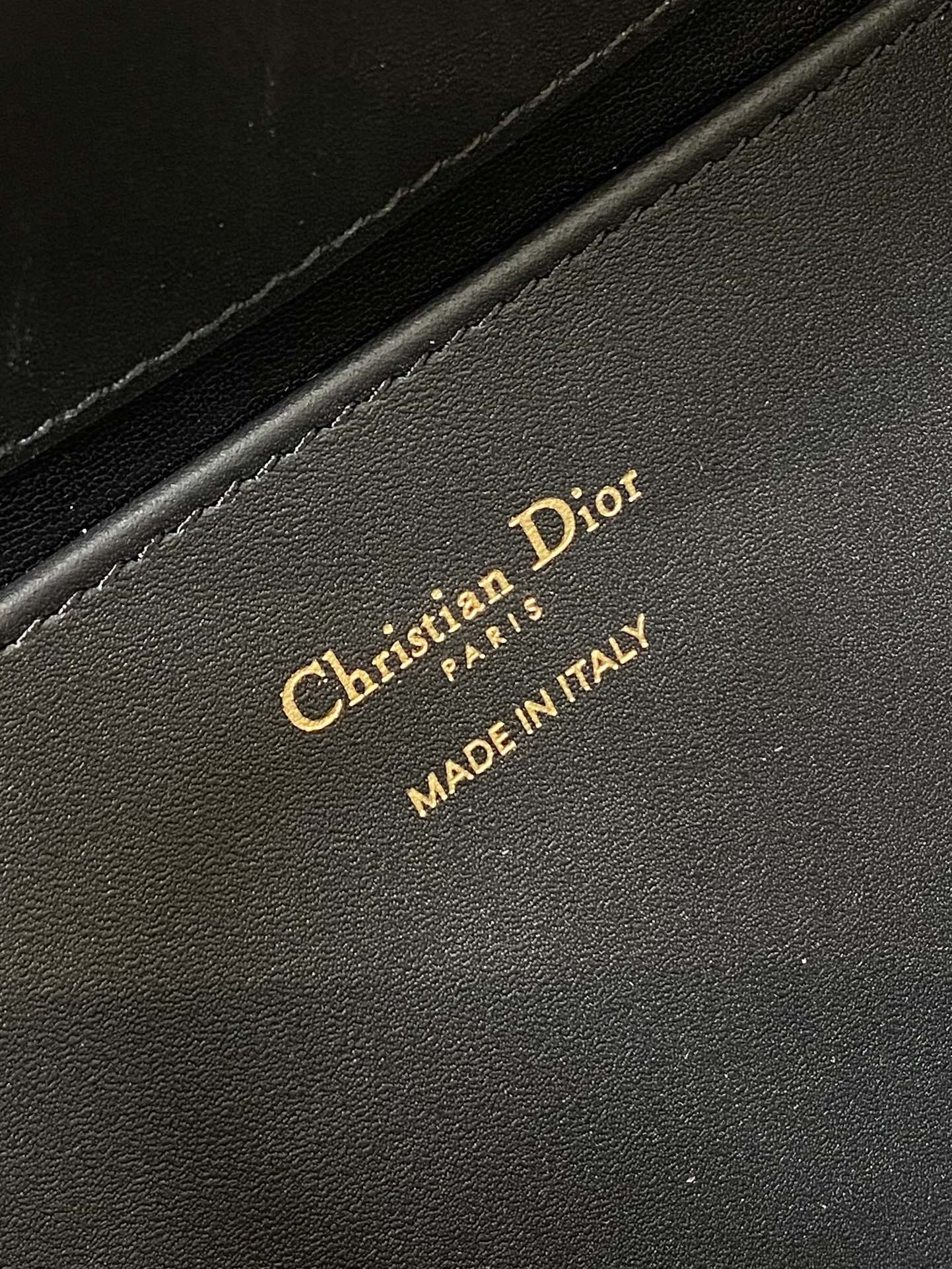 Diro Toujours Tote Bags-20*18.5*22CM