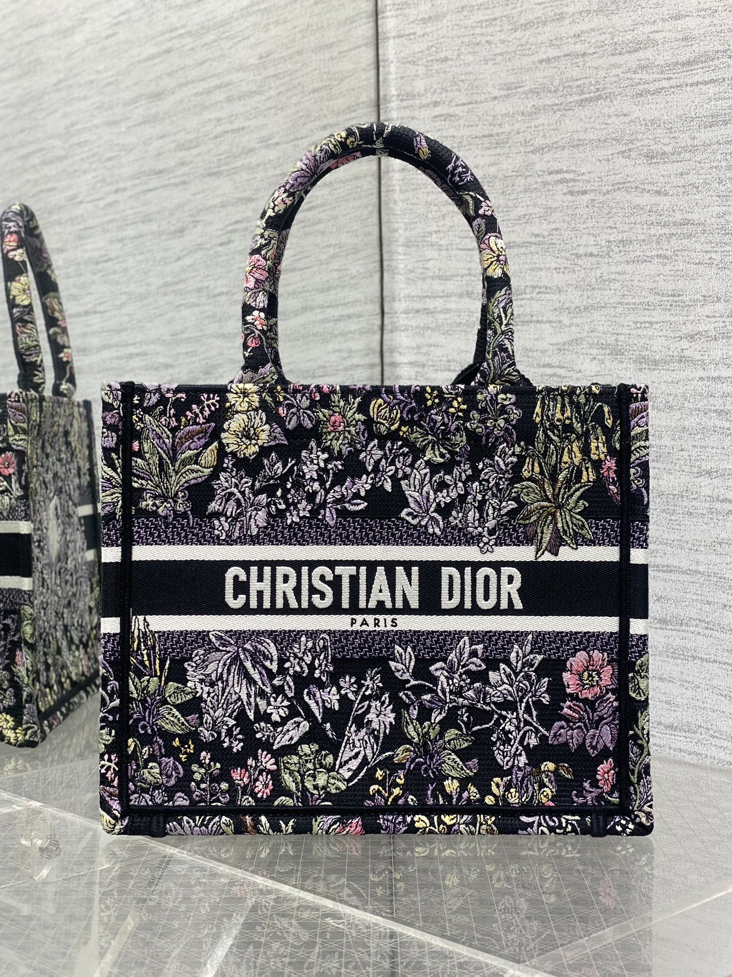 Diro Small Book Tote-26*8*22CM
