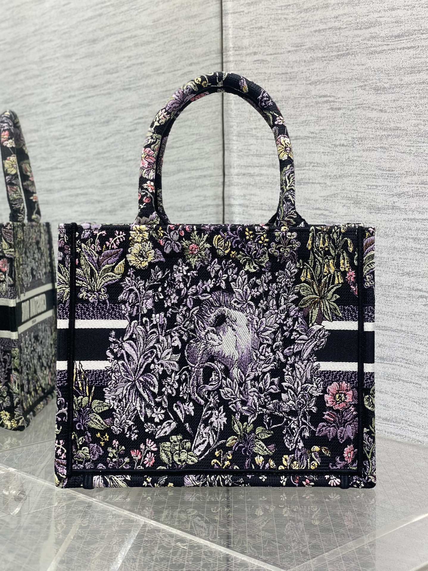 Diro Small Book Tote-26*8*22CM