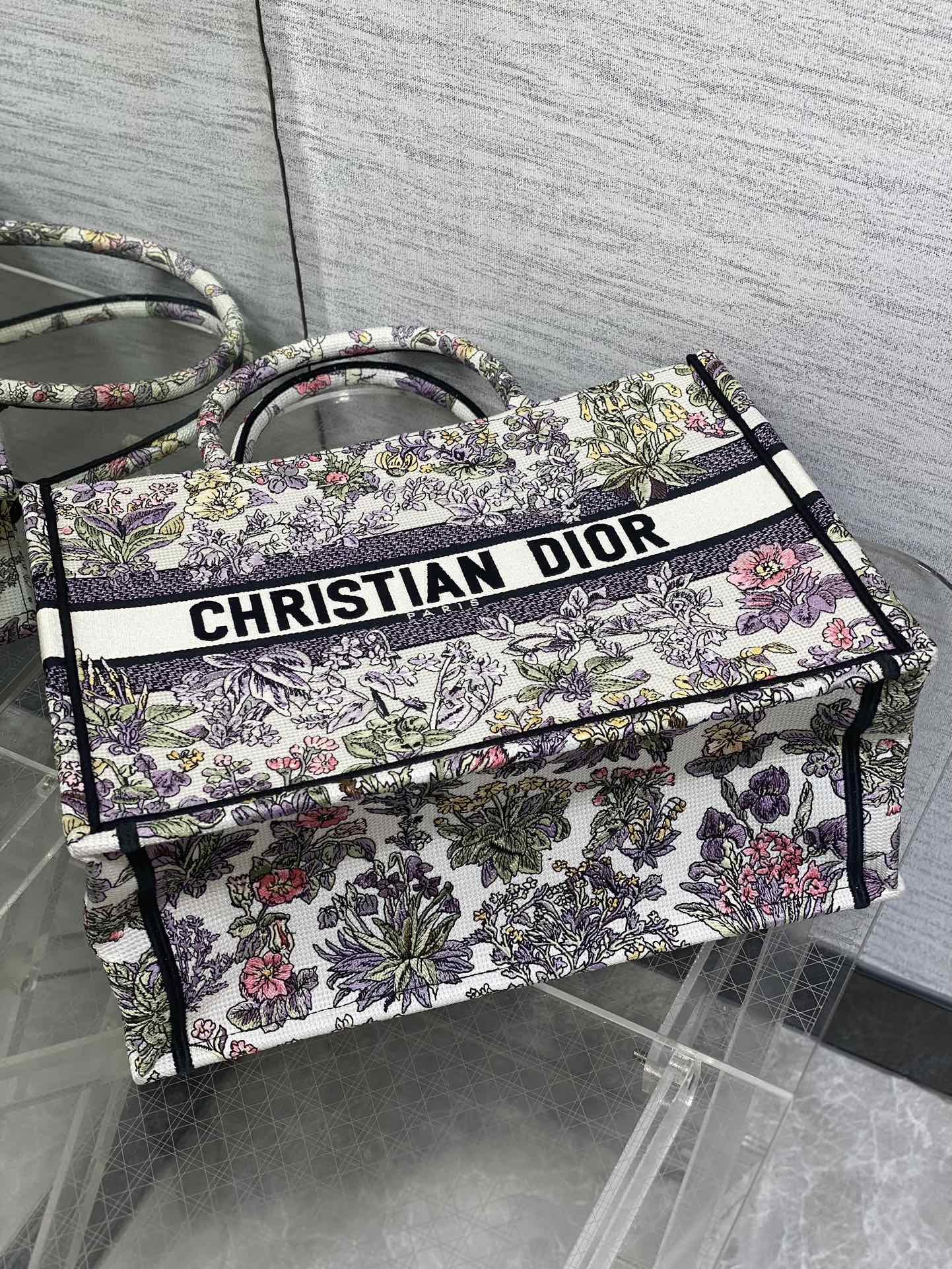 Diro Book Tote-36×16×27CM