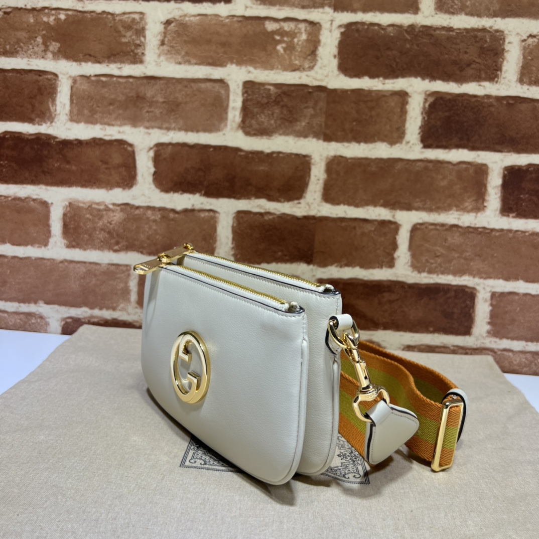 Gvc*1 Handbags-20*13*2.5CM