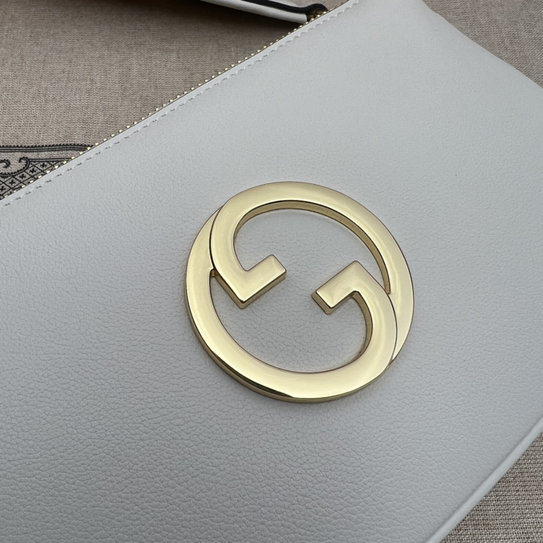 Gvc*1 Handbags-20*13*2.5CM