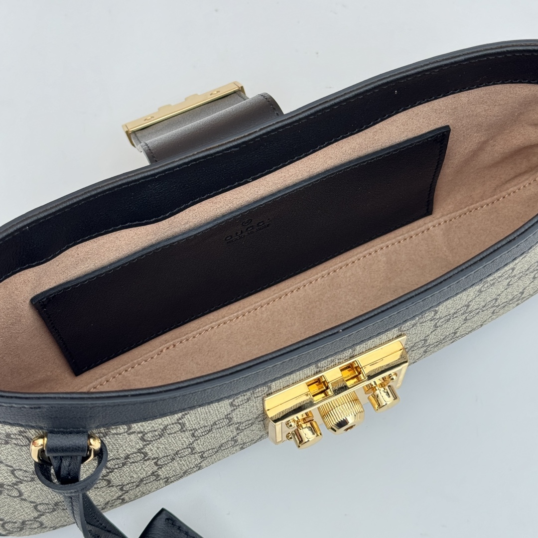 Gvc*1 Padlock Small Shoulder Bag-23.5*15*6CM