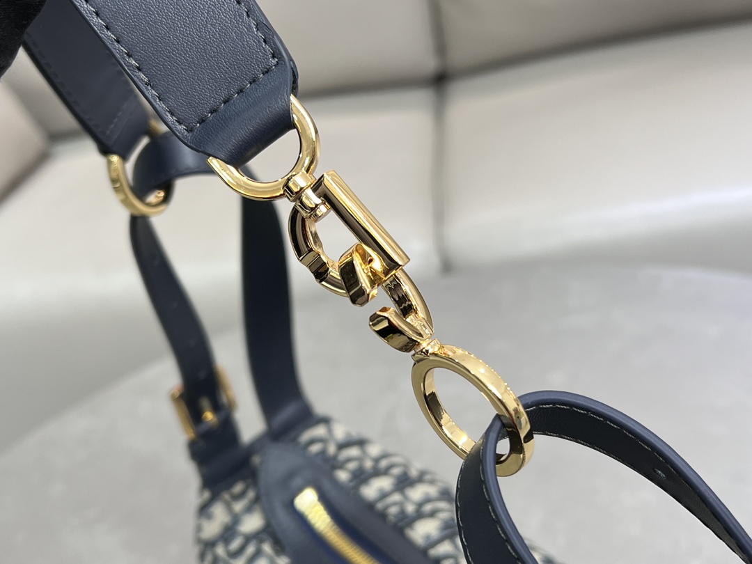 Diro D-Journey Bag-23 x14x16 CM