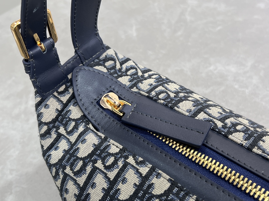 Diro D-Journey Bag-23 x14x16 CM