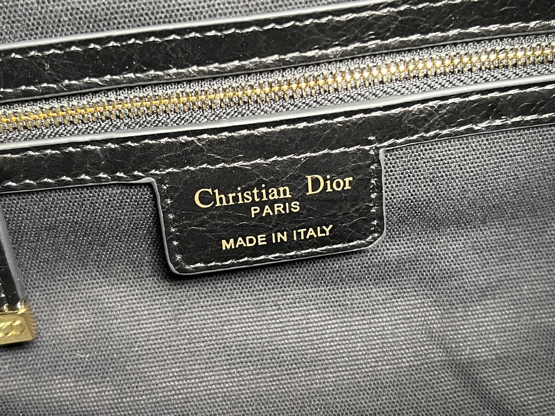 Diro D-Journey Bag-23 x14x16 CM