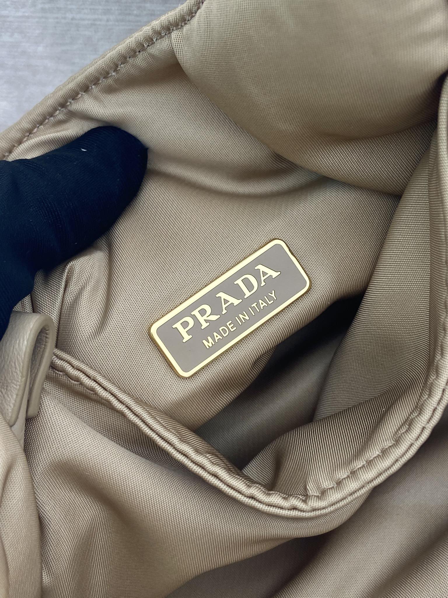 Pra*a 1ba359 bucket-18*15.5*10cm