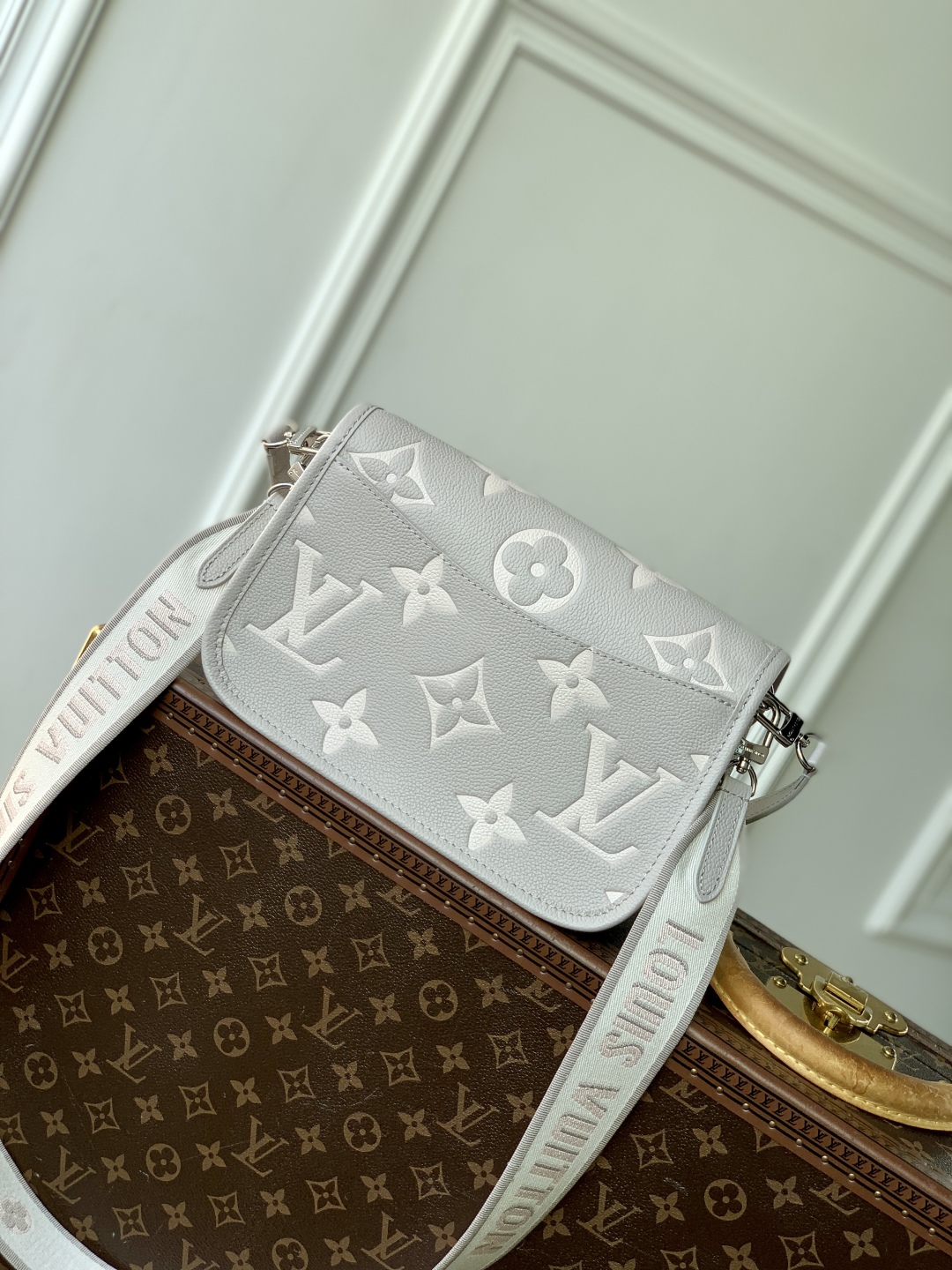 L0vis Vvtt0n Diane Handbags-M46049-25*9*15CM
