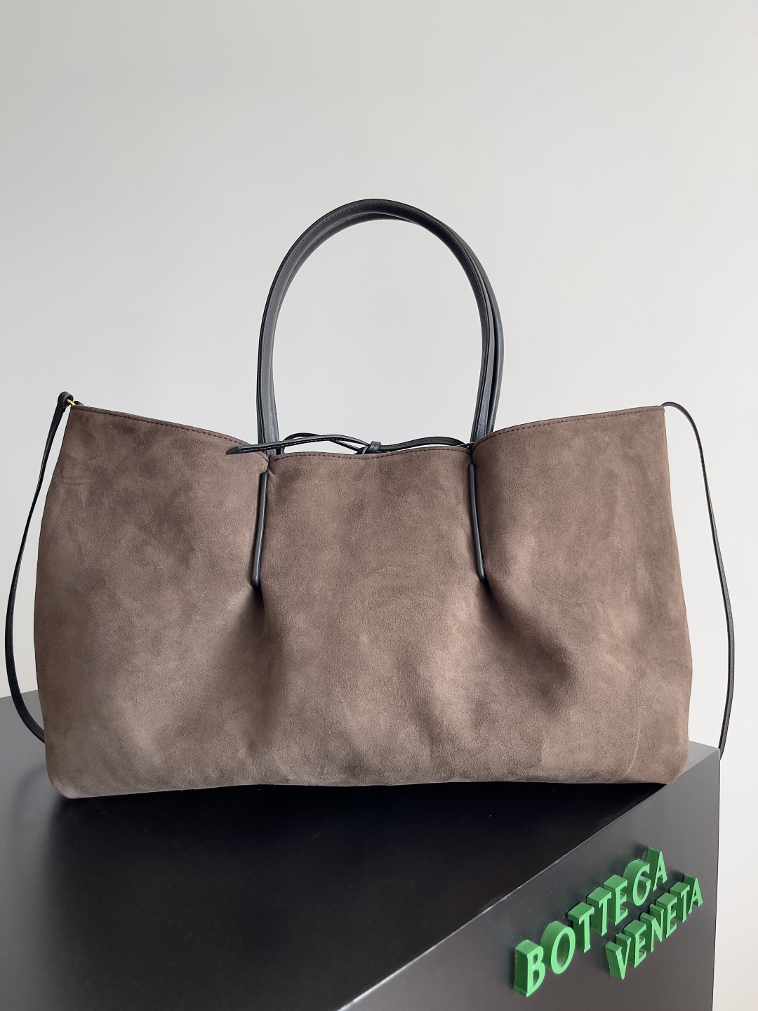 B0tt*ga Ven*ta Burgundy Pinacoteca Reversible Tote -43*23*17.5CM