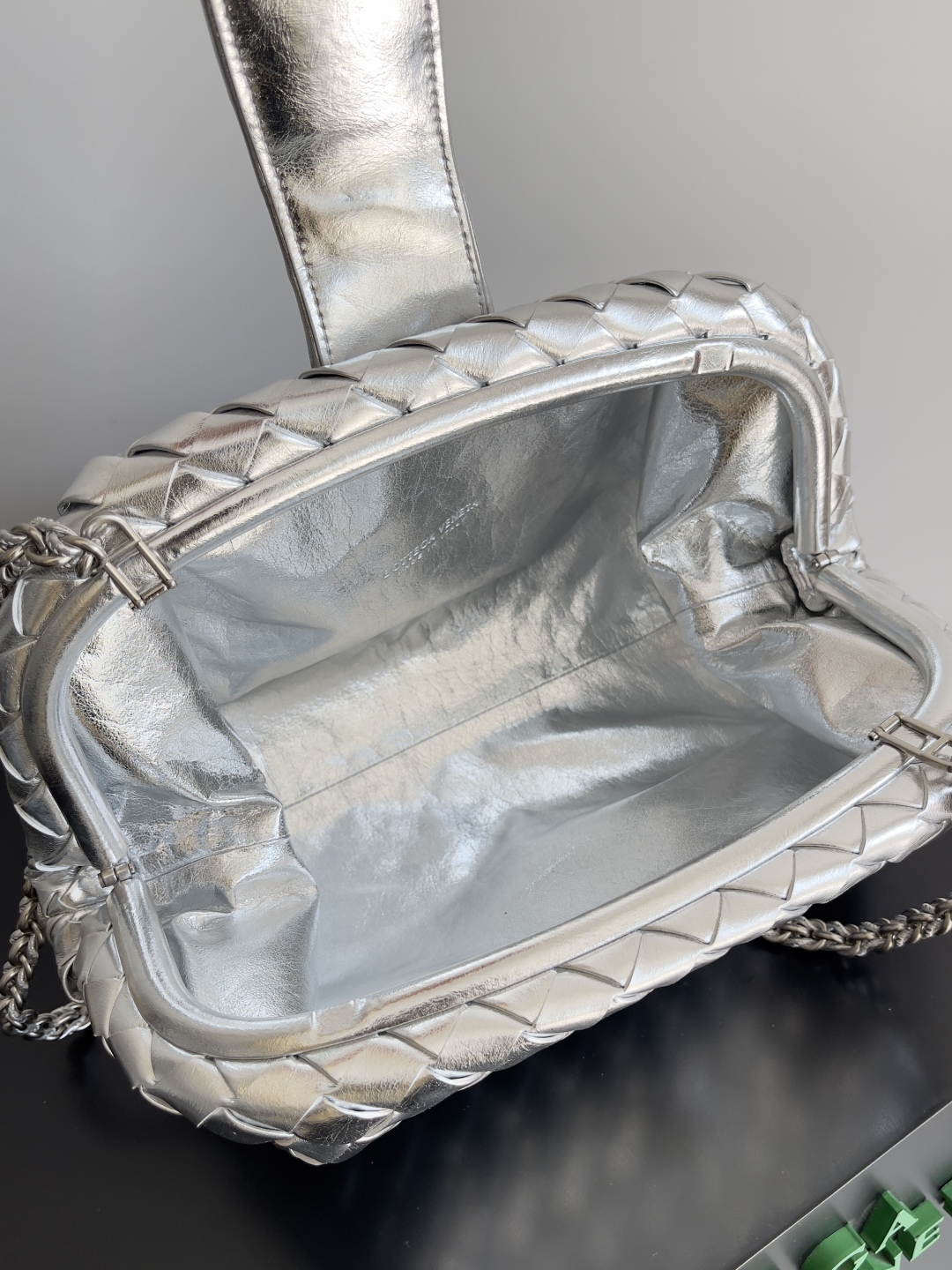 B0tt*ga Ven*ta Lauren 1980 Teen Leather Clutch-31.5*16.5*11CM