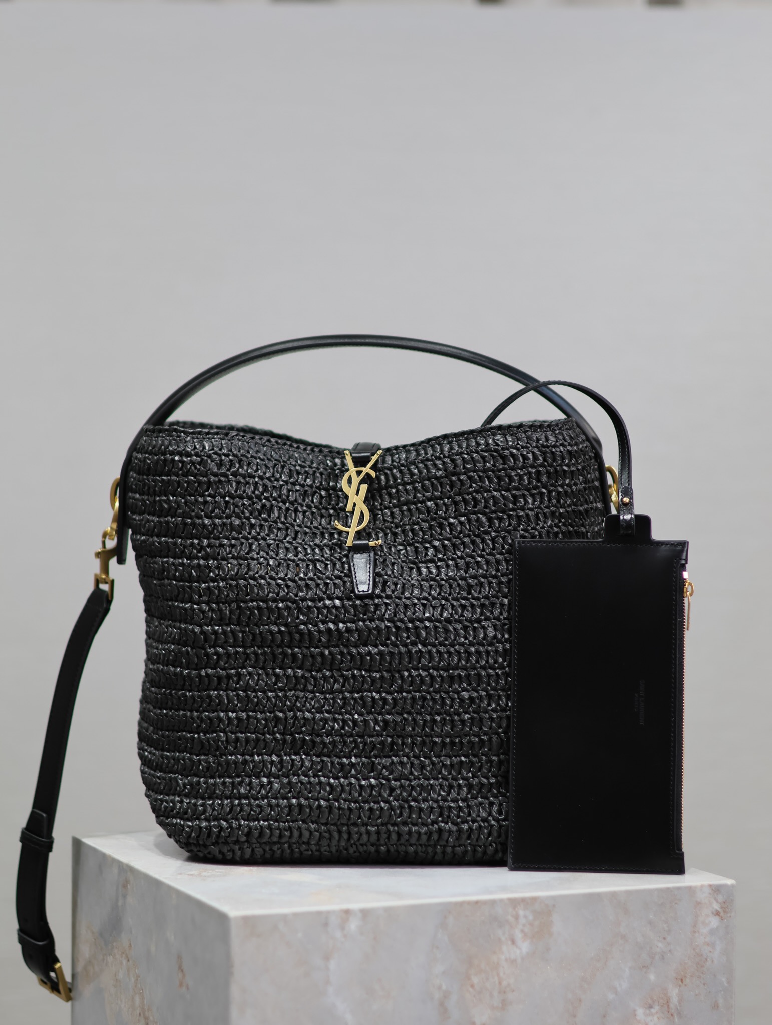 Y51 LE37 Bucket-20×25×16CM