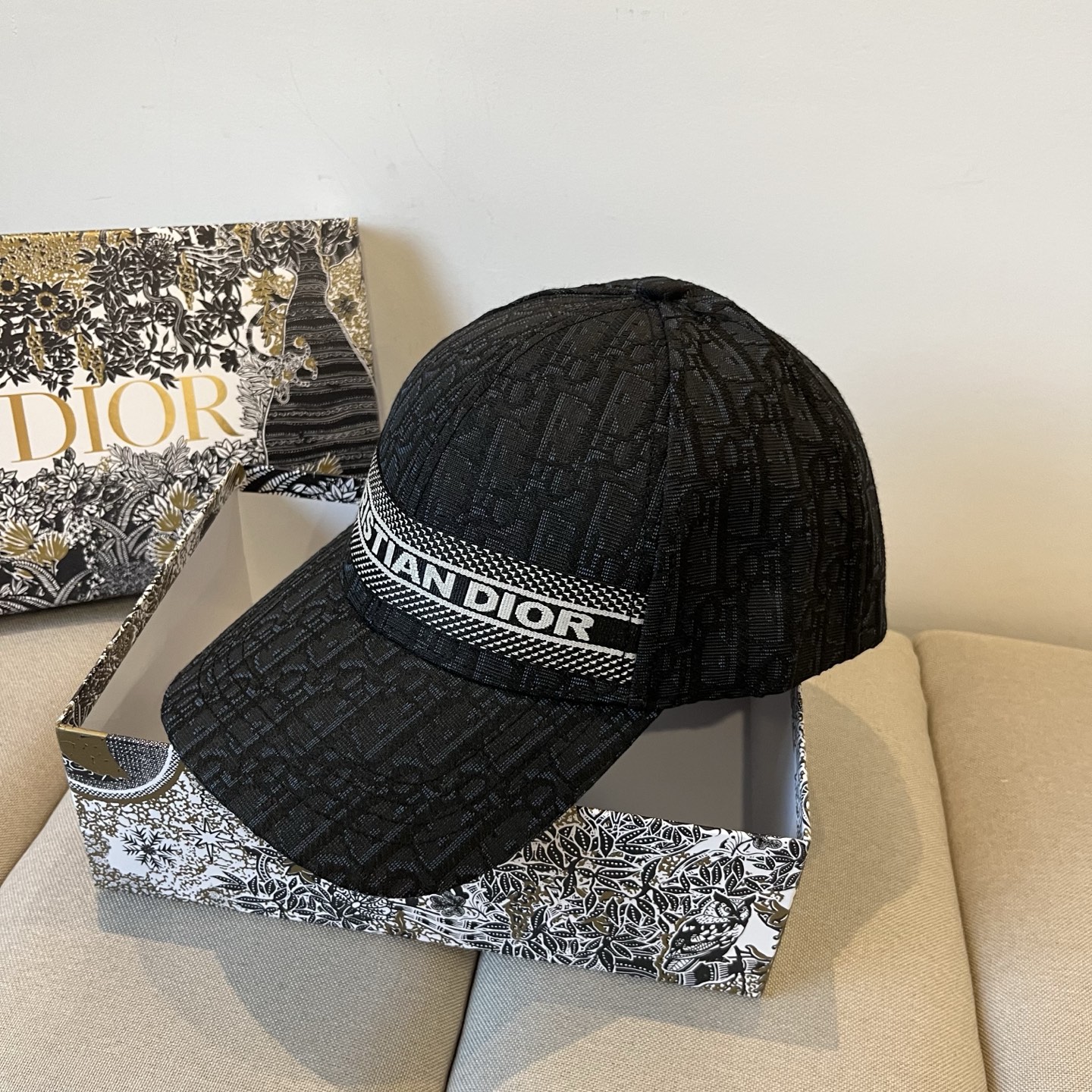 D*or Hats