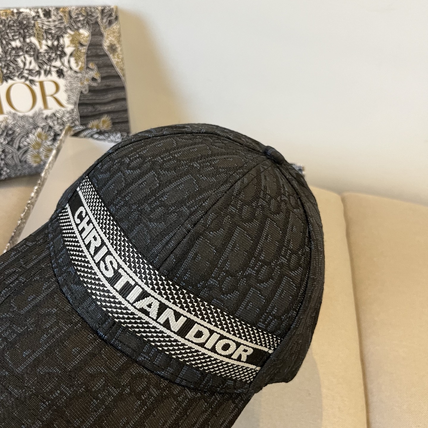 D*or Hats