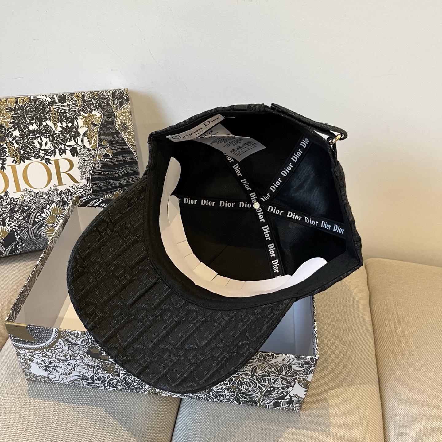 D*or Hats
