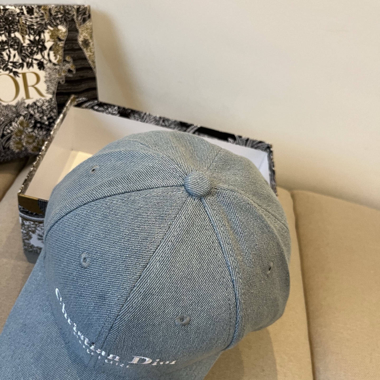 D*or Hats