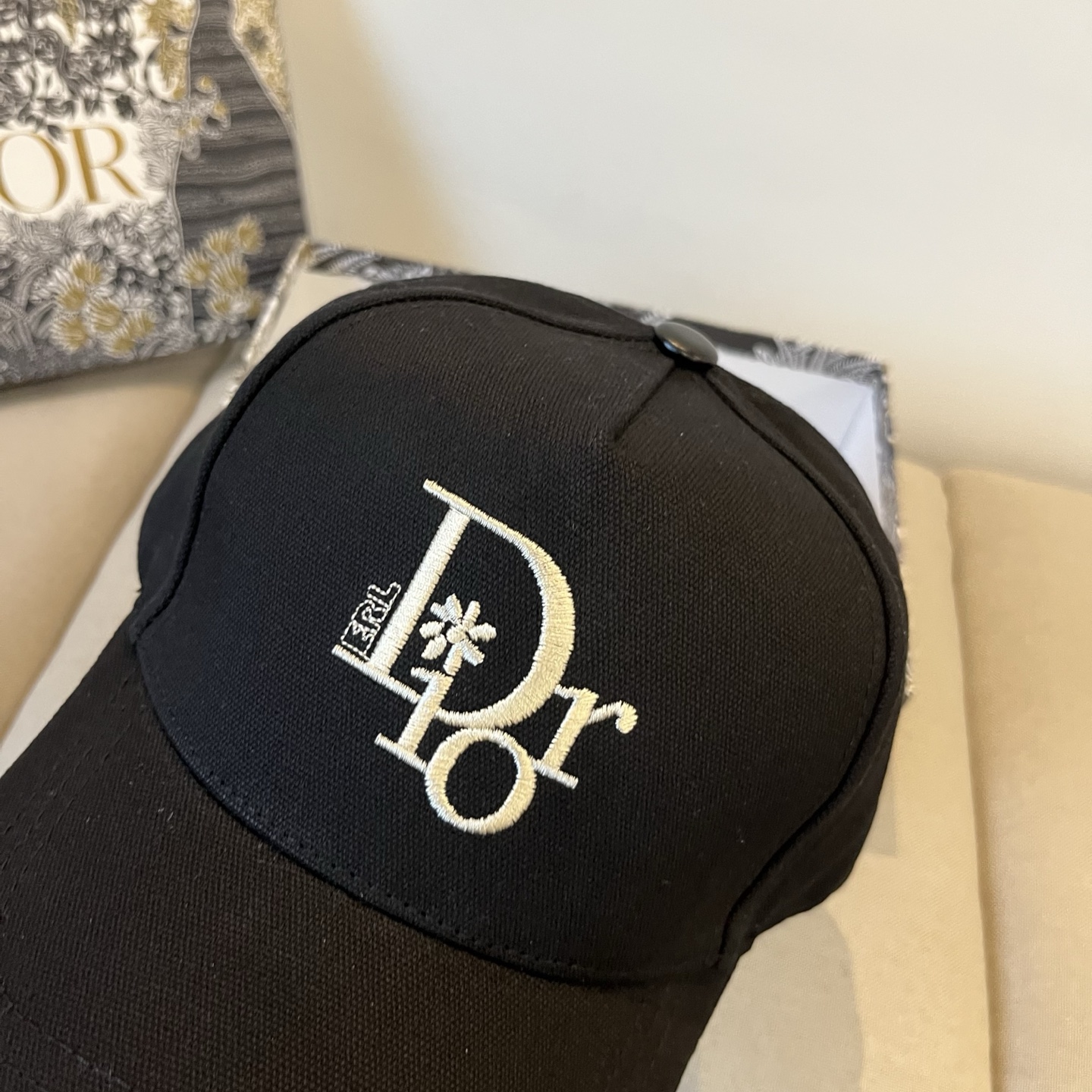 D*or Hats