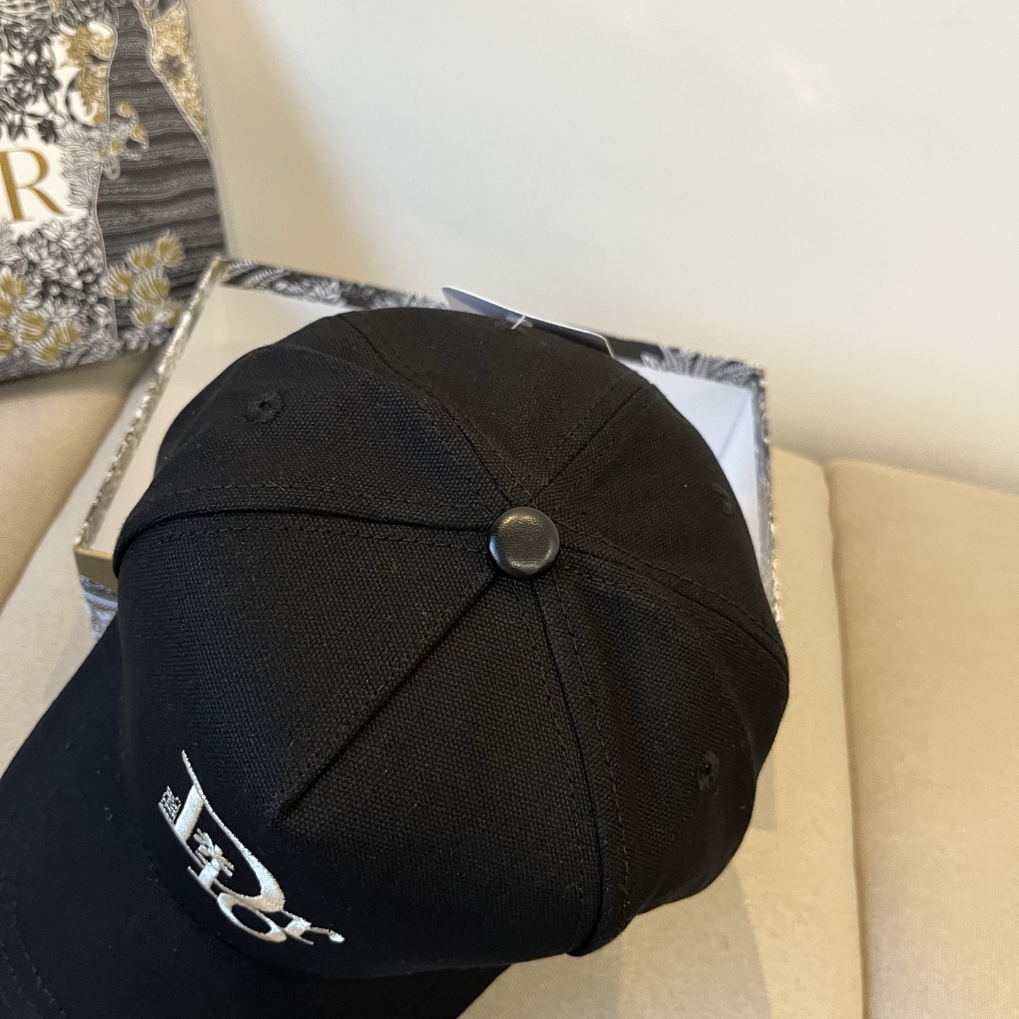 D*or Hats