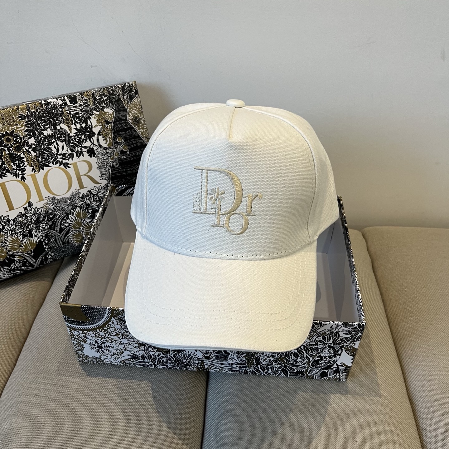 D*or Hats
