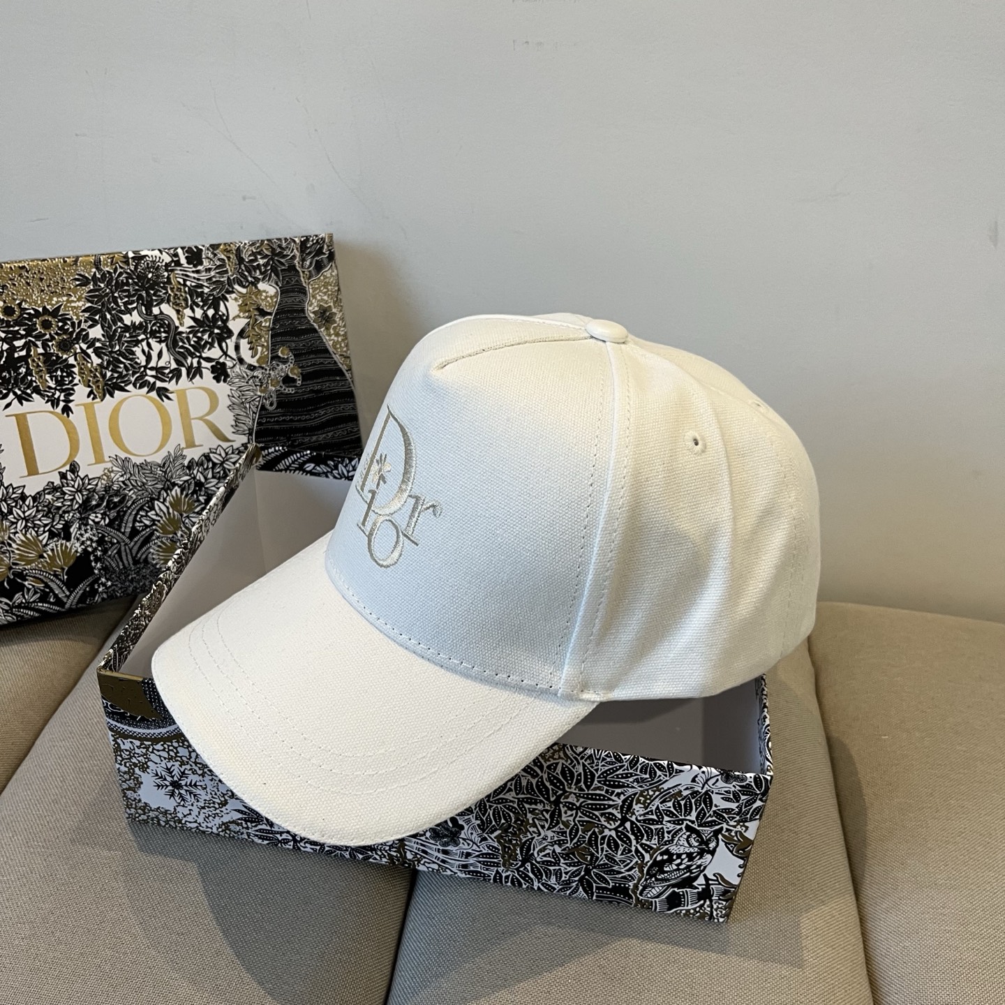 D*or Hats