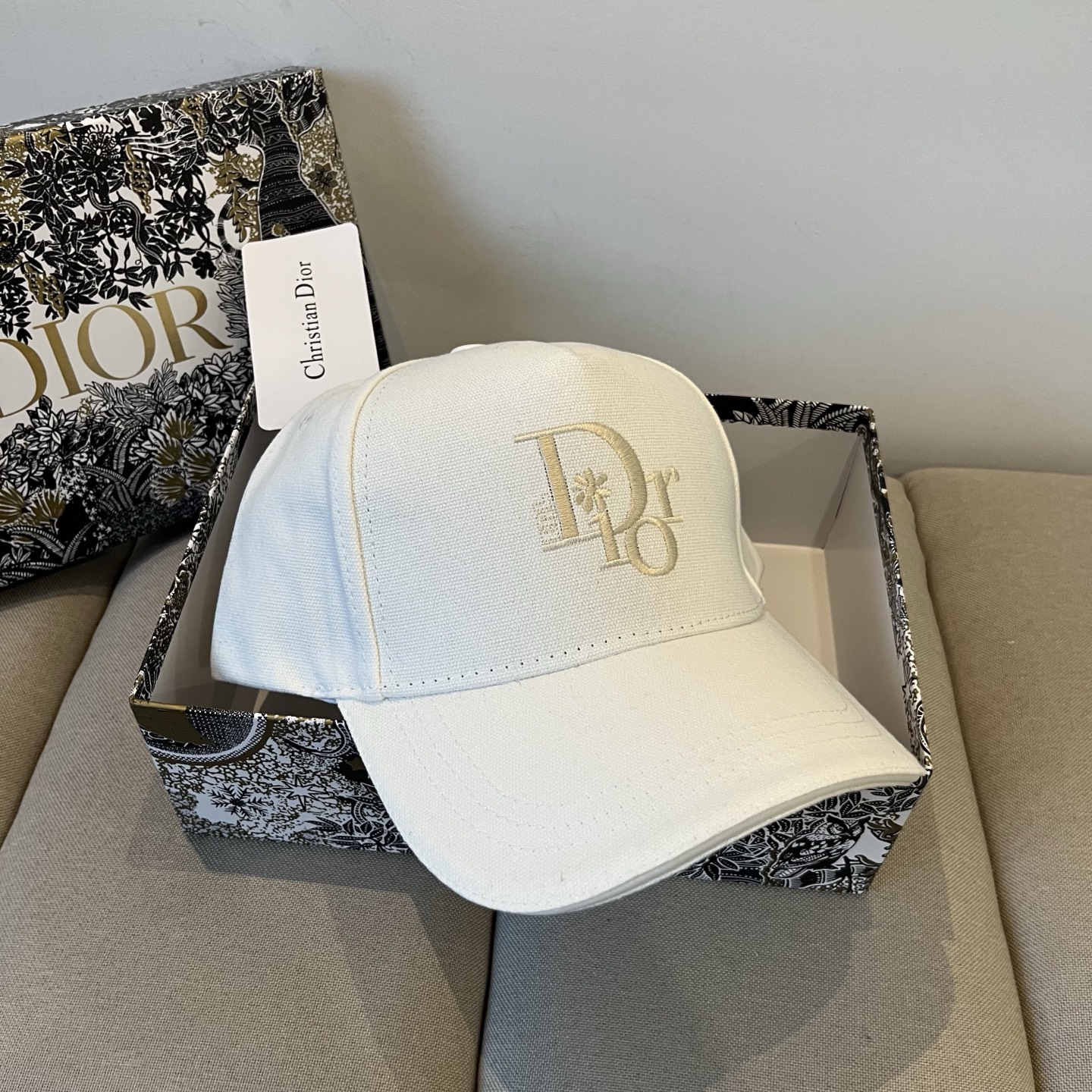 D*or Hats