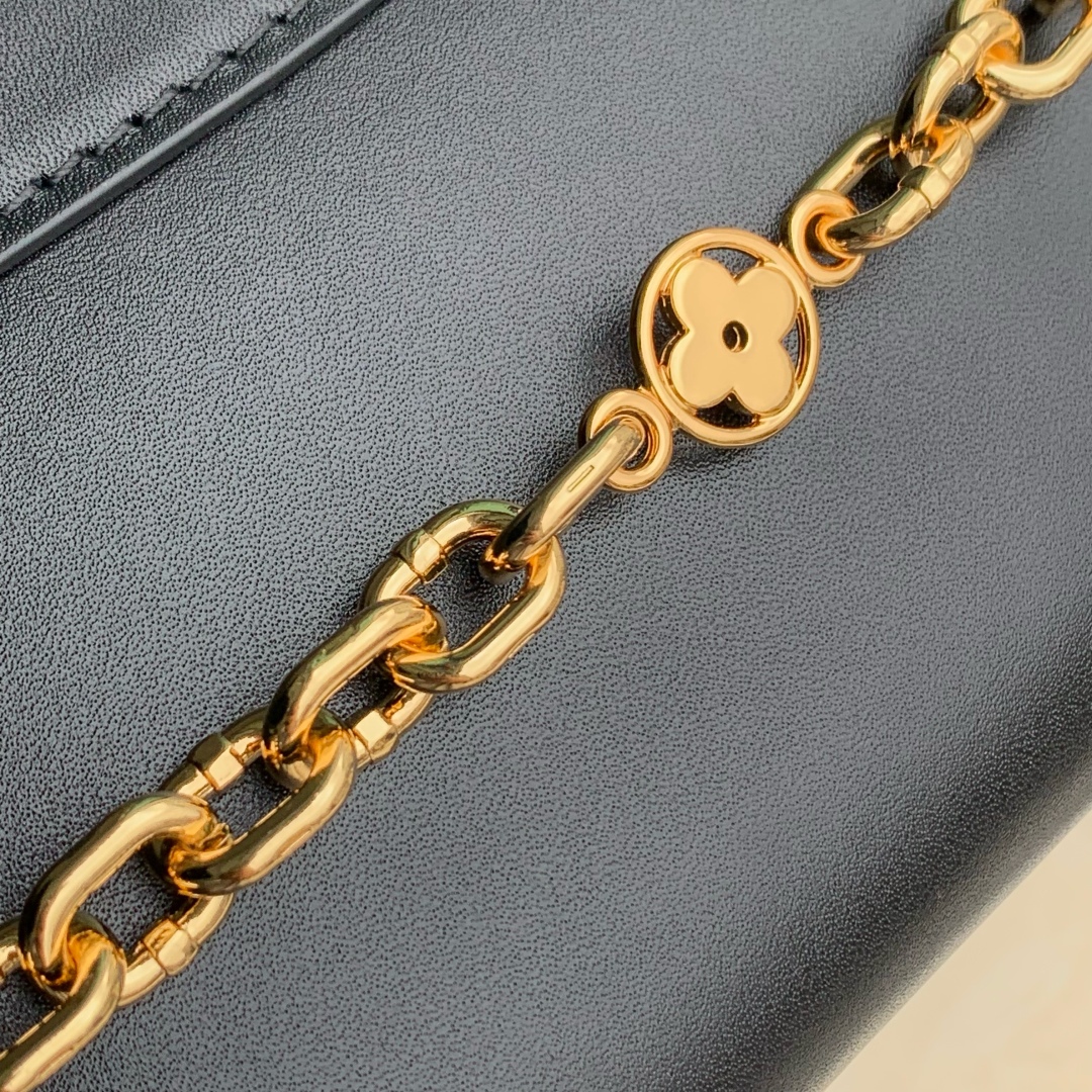 L0vis Vvtt0n Wallet On Chain Capucines M12143-12 x 4 x 23CM