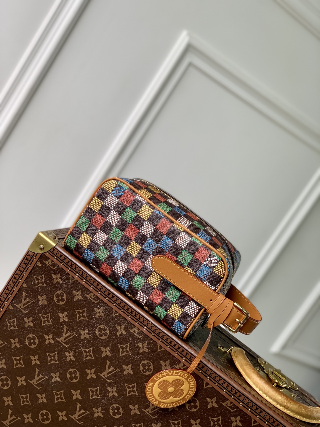 L0vis Vvtt0n Locker Dopp Kit Pouch -23 x 13 x 12CM