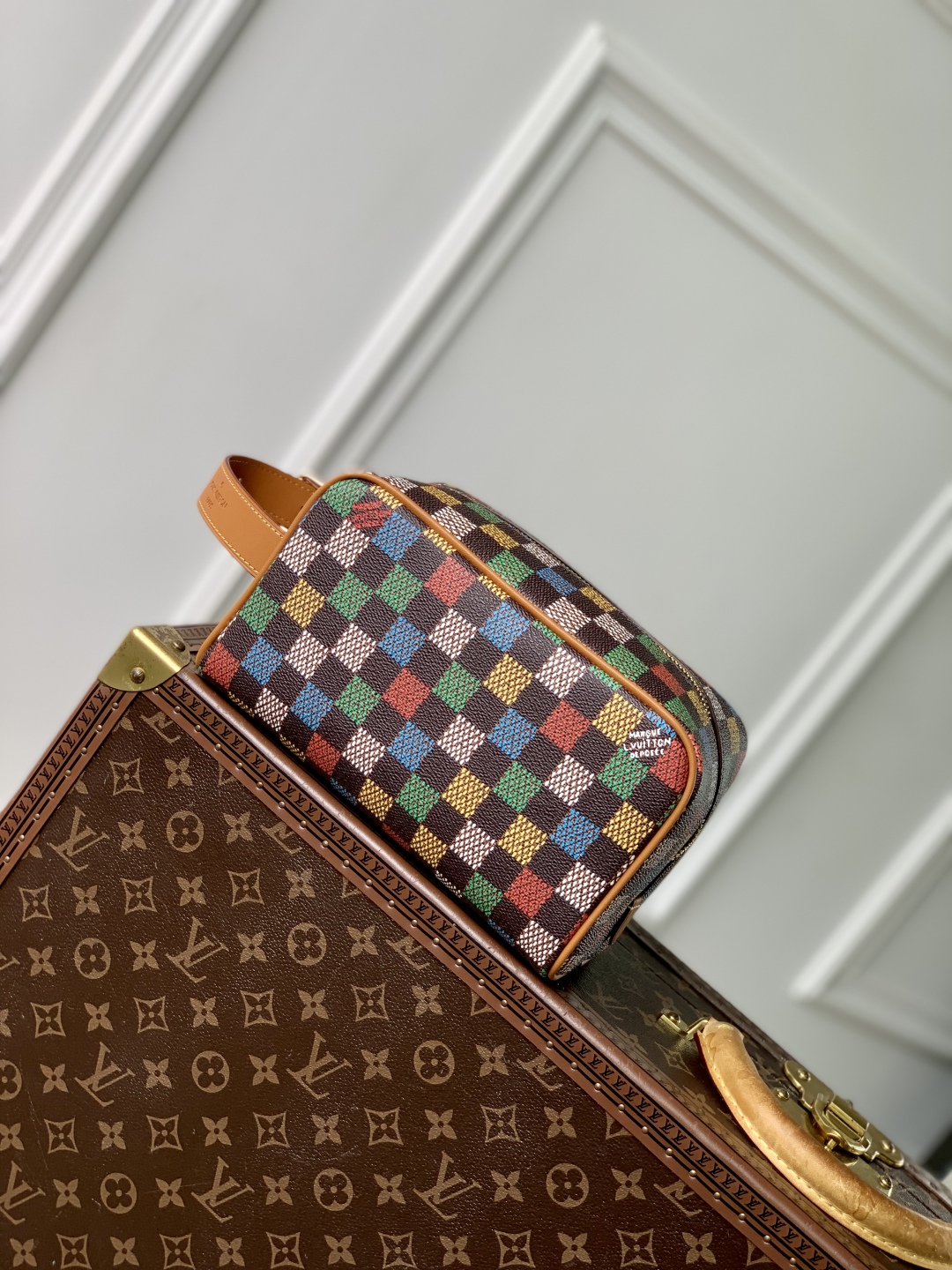 L0vis Vvtt0n Locker Dopp Kit Pouch -23 x 13 x 12CM