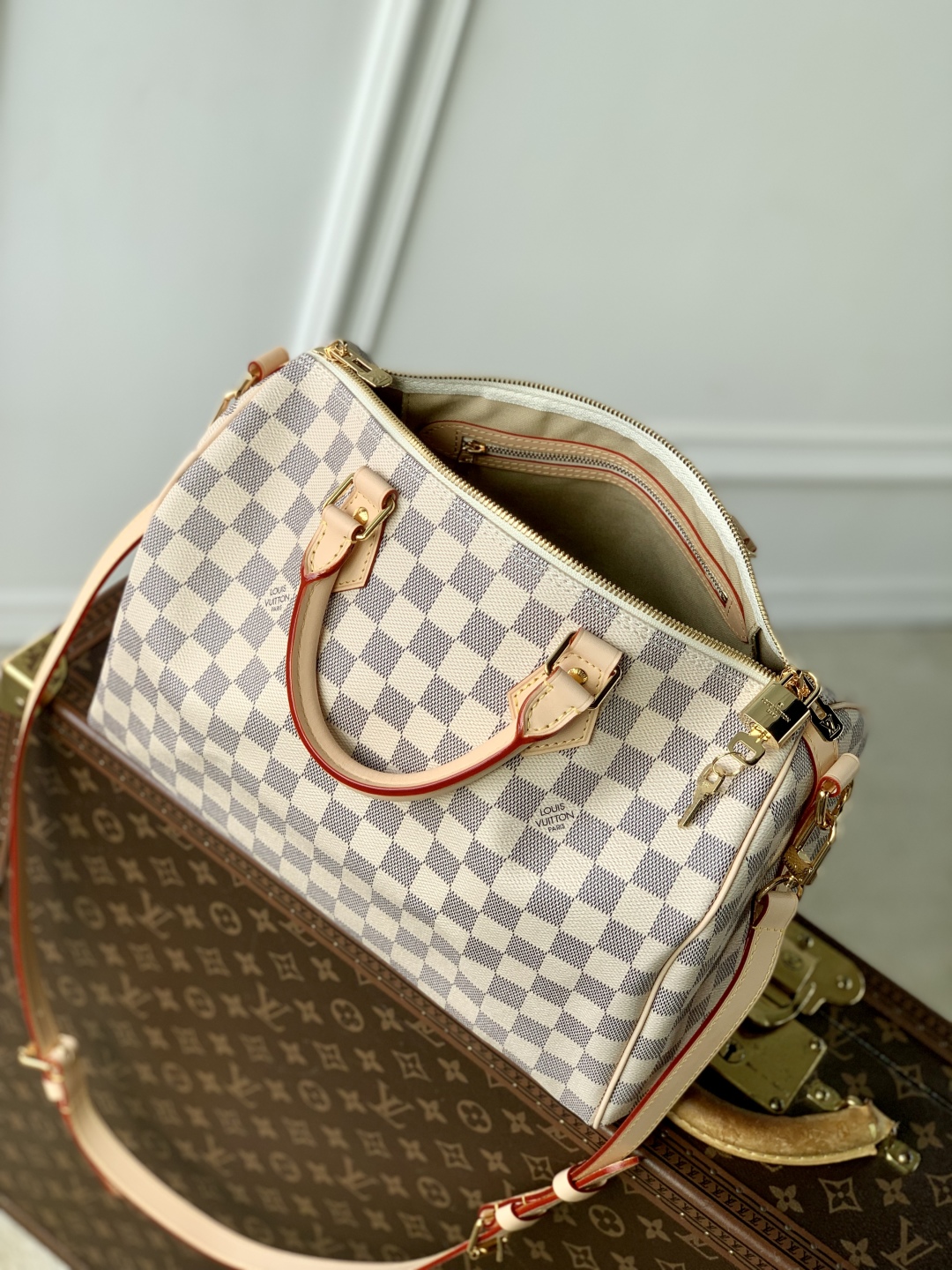 L0vis Vvtt0n Speedy Bandoulière 30-30*21*17CM
